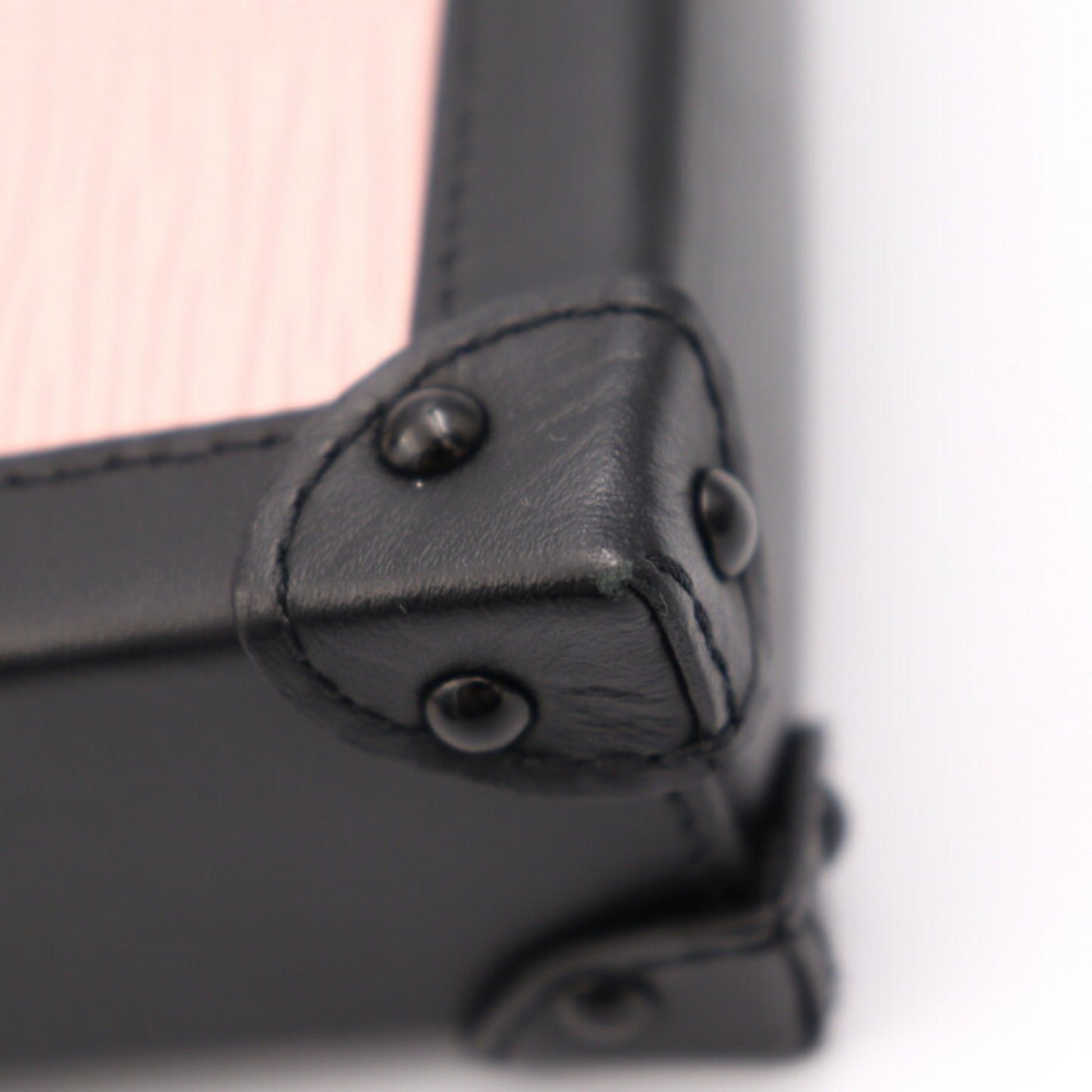 Louis Vuitton Pochette Trunk, Pink, Leather, clutch