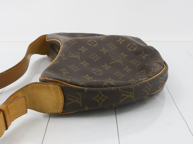 Louis Vuitton Croissant Handbag Monogram Canvas, BROWN, LEATHER, Handbag