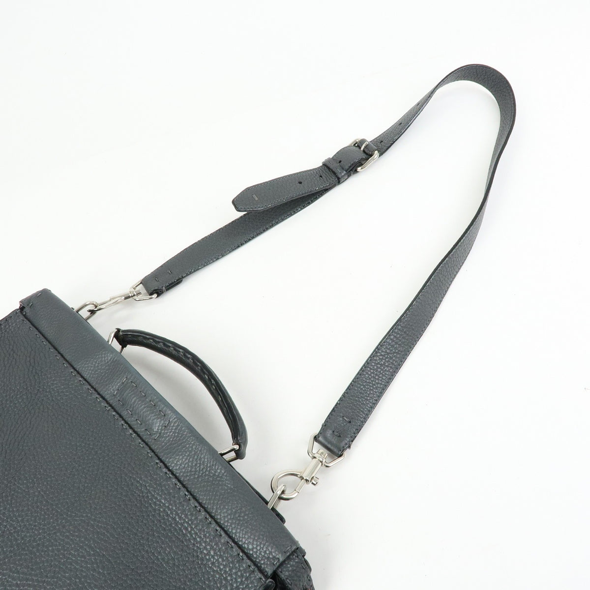 Fendi Selleria Peekaboo Grainy Leather, Gray, Leather, Handbag