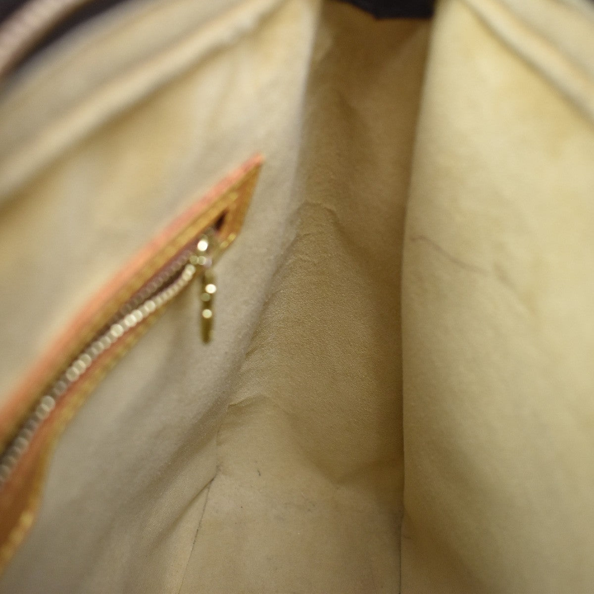 Louis Vuitton Looping Monogram Canvas, Brown, Canvas, Handbag