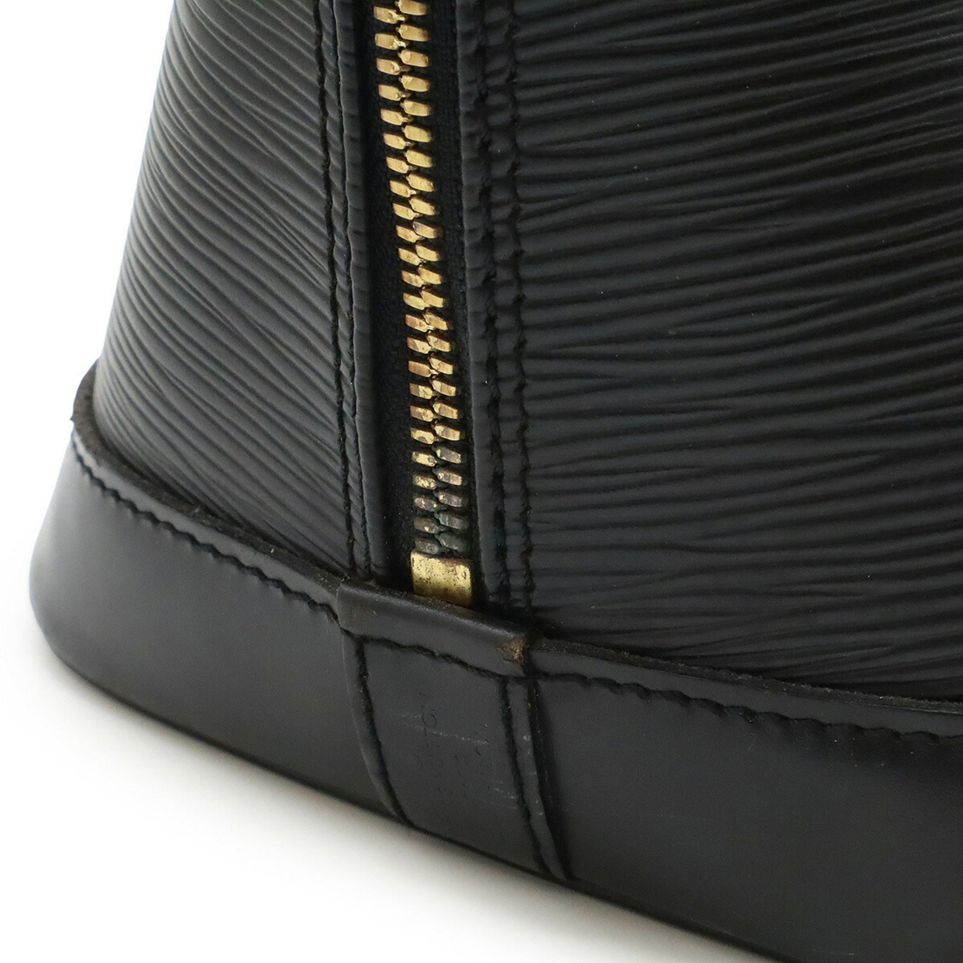 Louis Vuitton Alma, Black, Leather, handbag