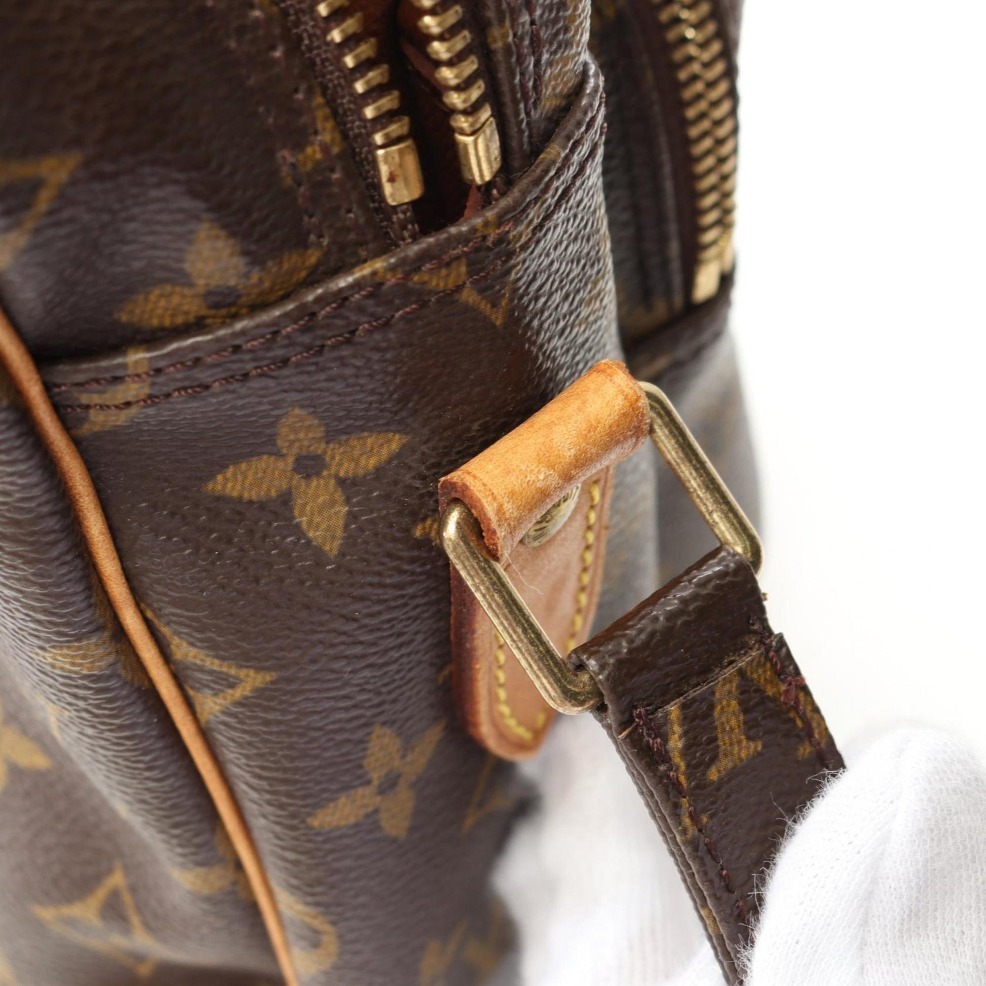 Louis Vuitton, Brown, Leather, shoulder