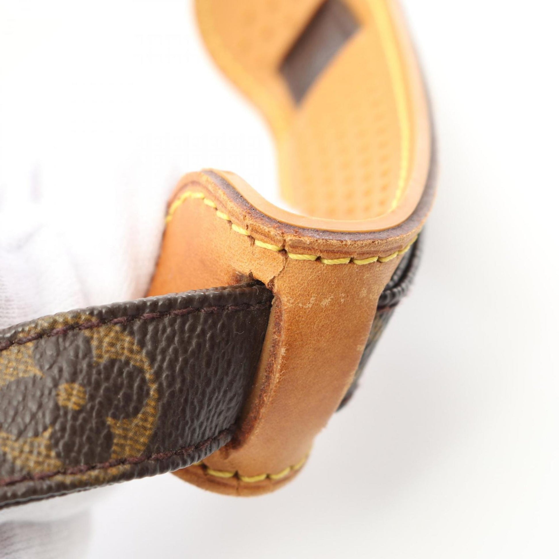 Louis Vuitton, Brown, Leather, shoulder