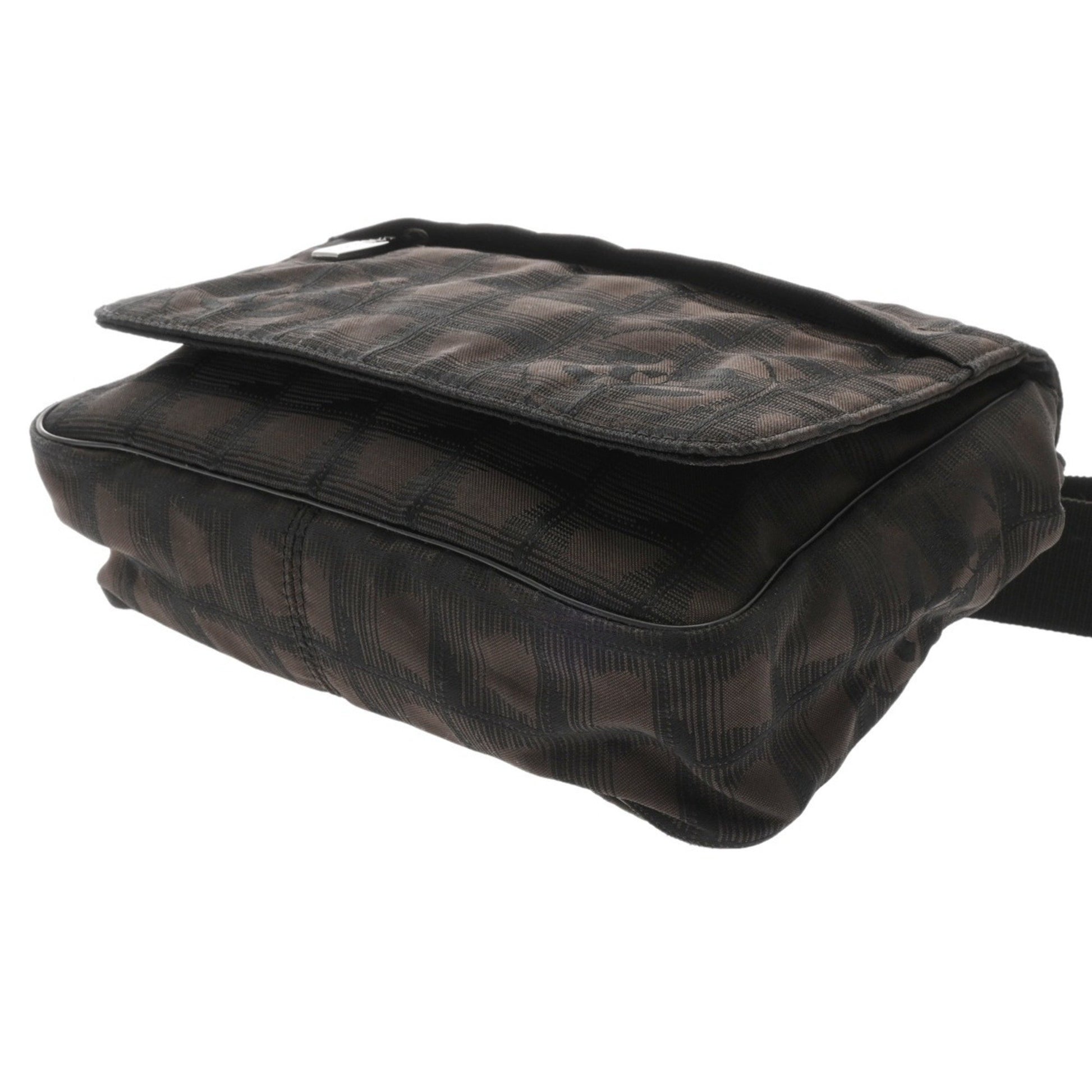 Chanel Travel line, Brown, NYLON, shoulder