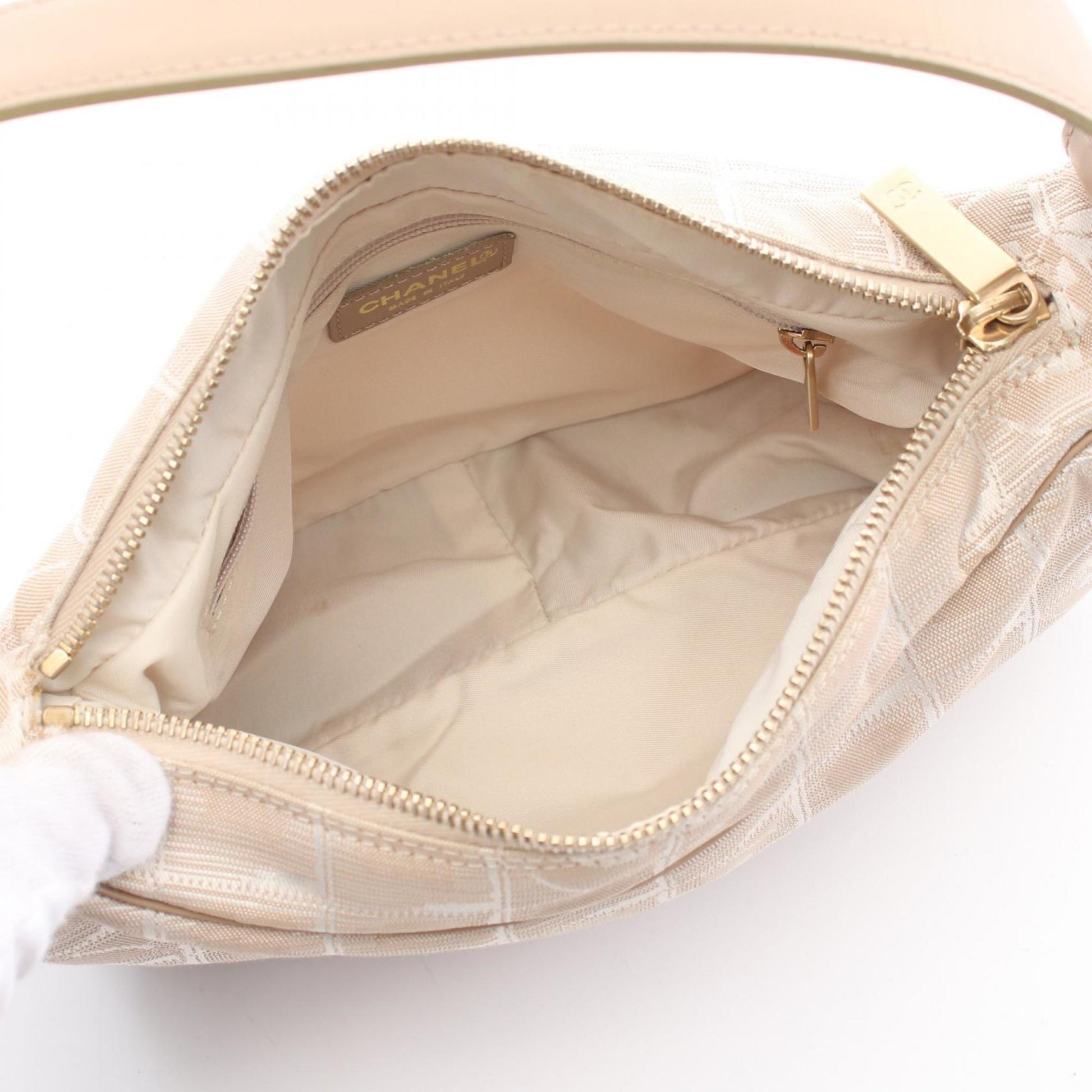 Chanel Travel line, Beige, NYLON, shoulder