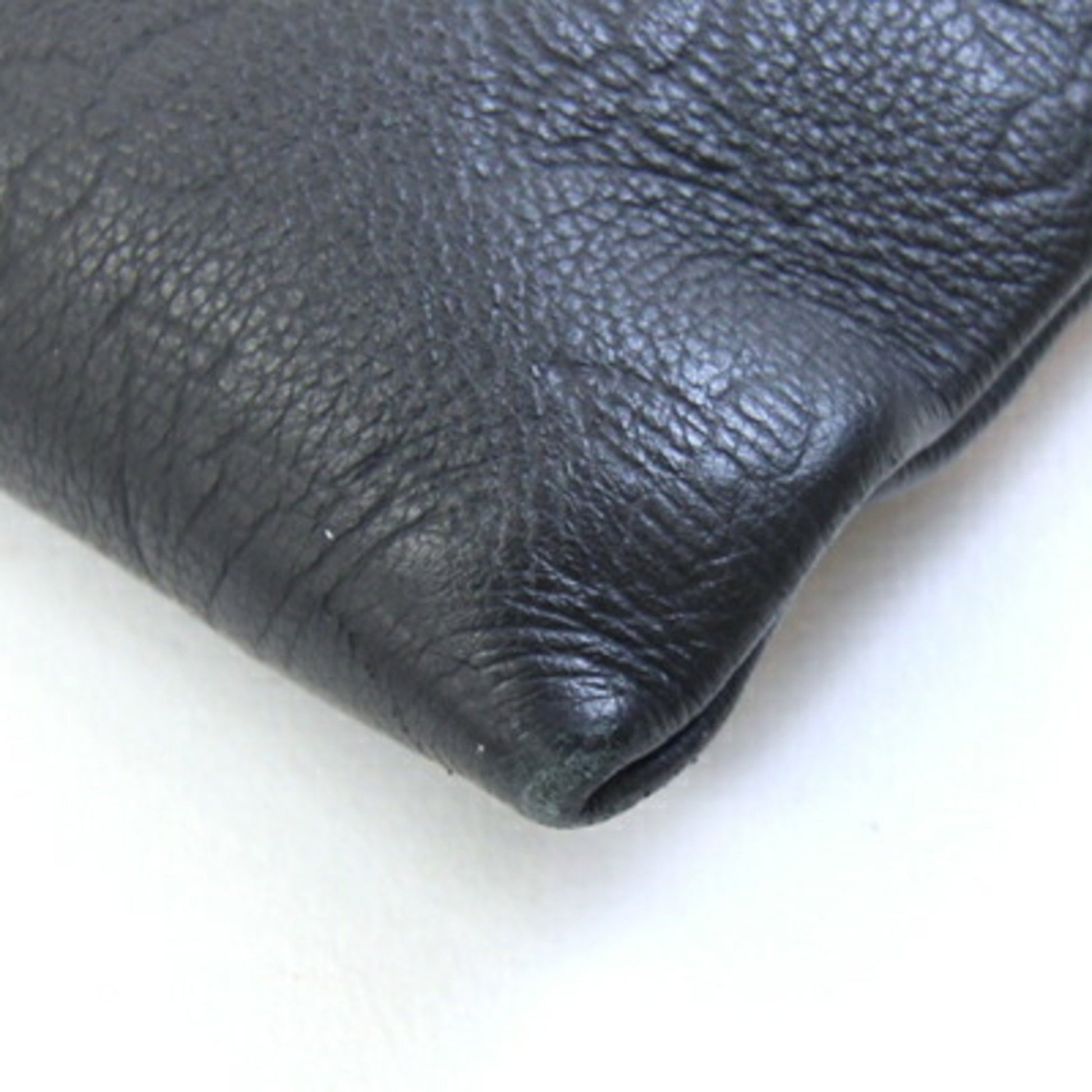 Louis Vuitton Pochette To-Go, Black, Leather, clutch