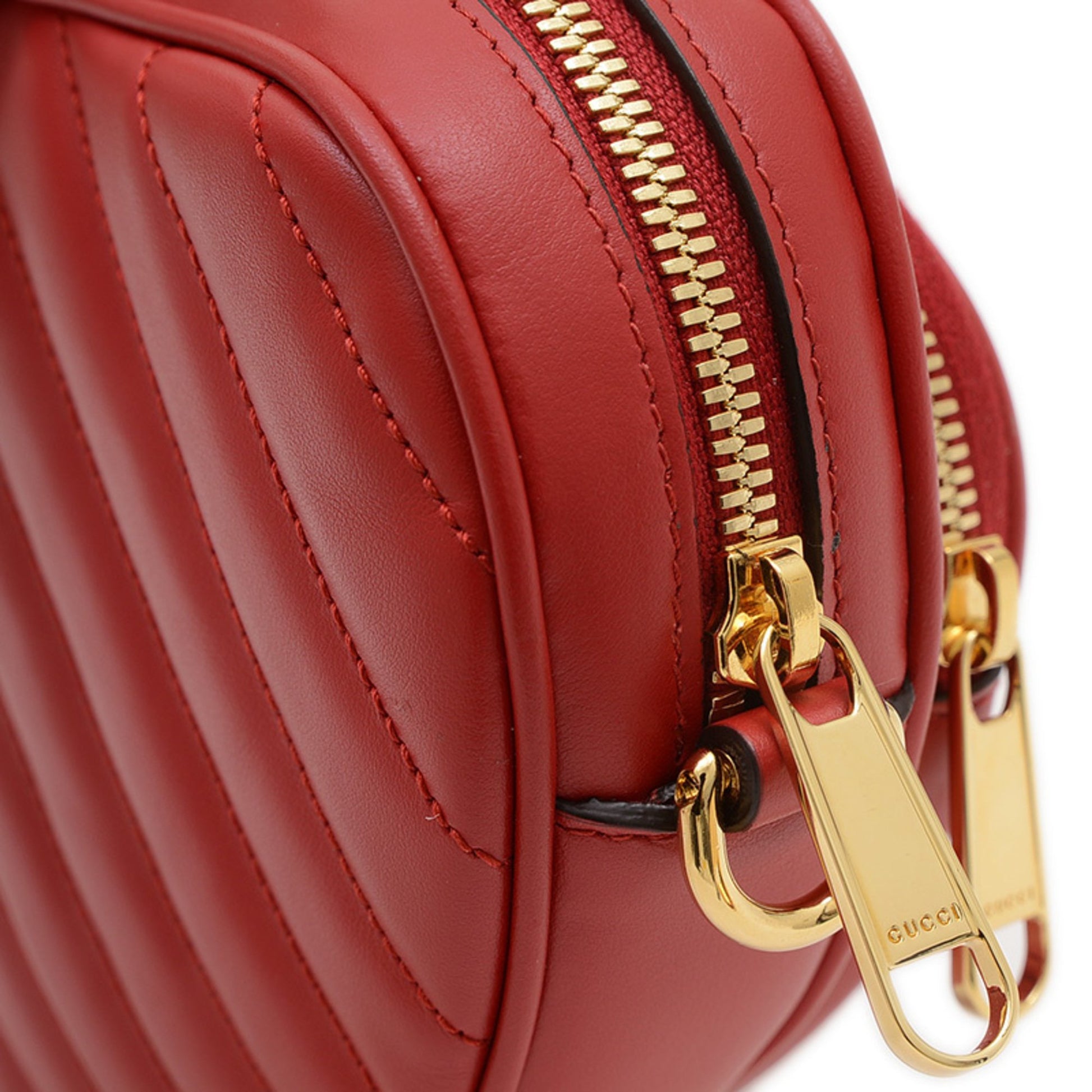 Gucci Interlocking G, Red, Leather, shoulder