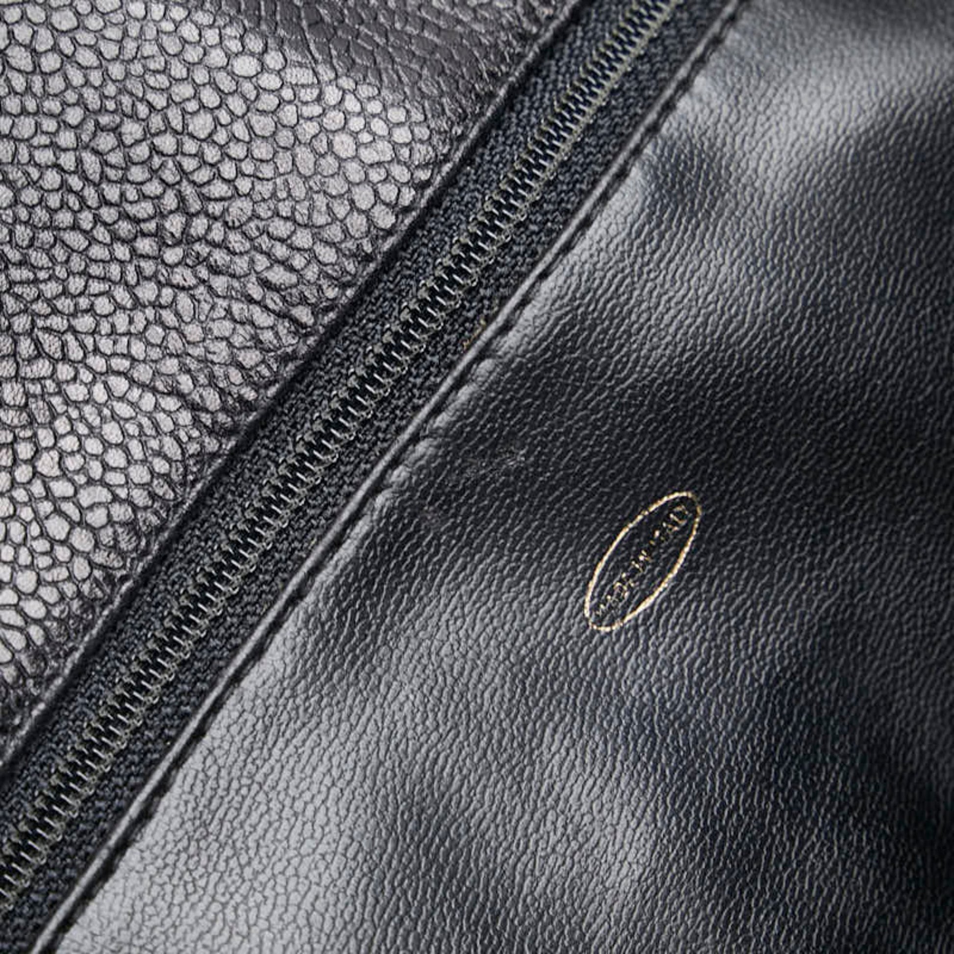 Chanel Logo CC, Black, Leather, shoulder