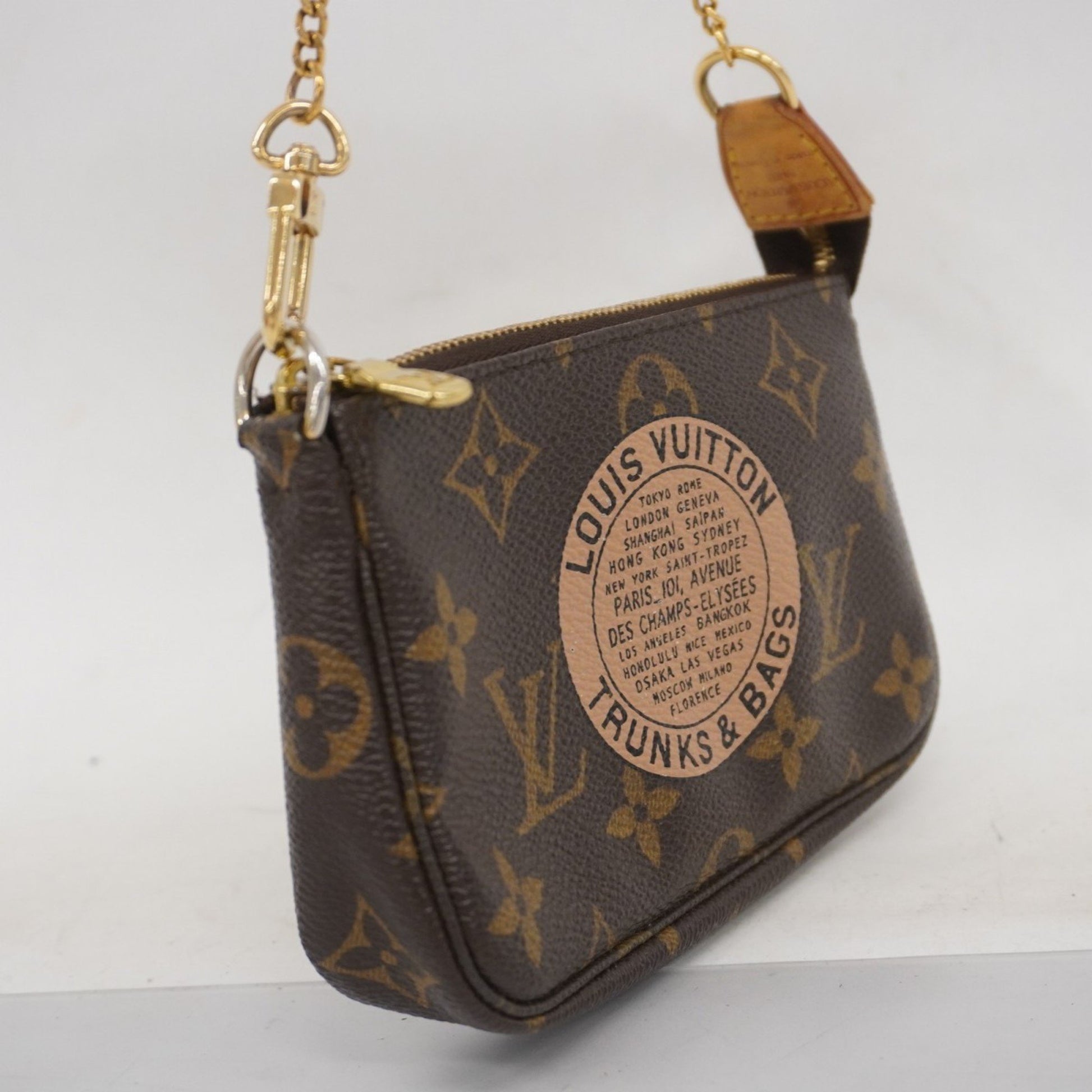 Louis Vuitton Mini Pochette Accessoires, Brown, Canvas, clutch