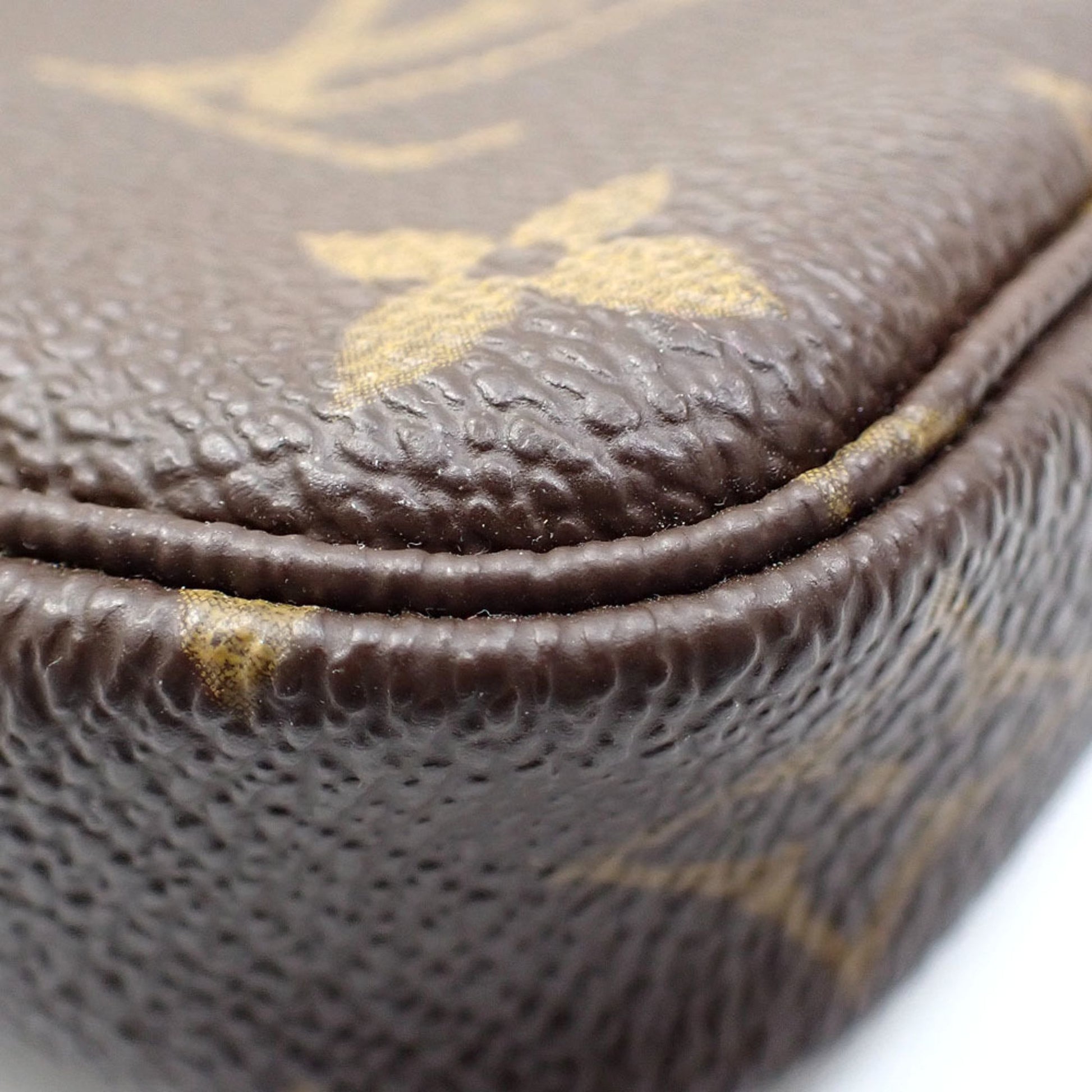 Louis Vuitton Mini Pochette Accessoires, Brown, Canvas, clutch