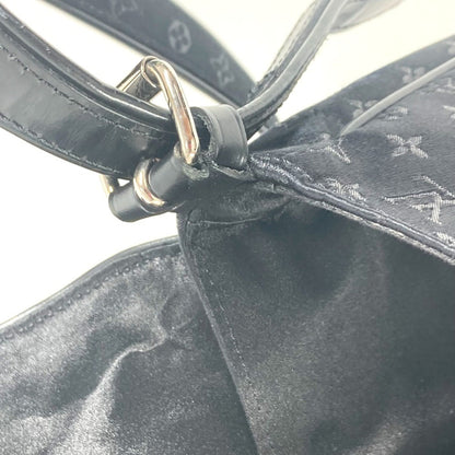 Louis Vuitton Conte De Fées, Black, NYLON, clutch