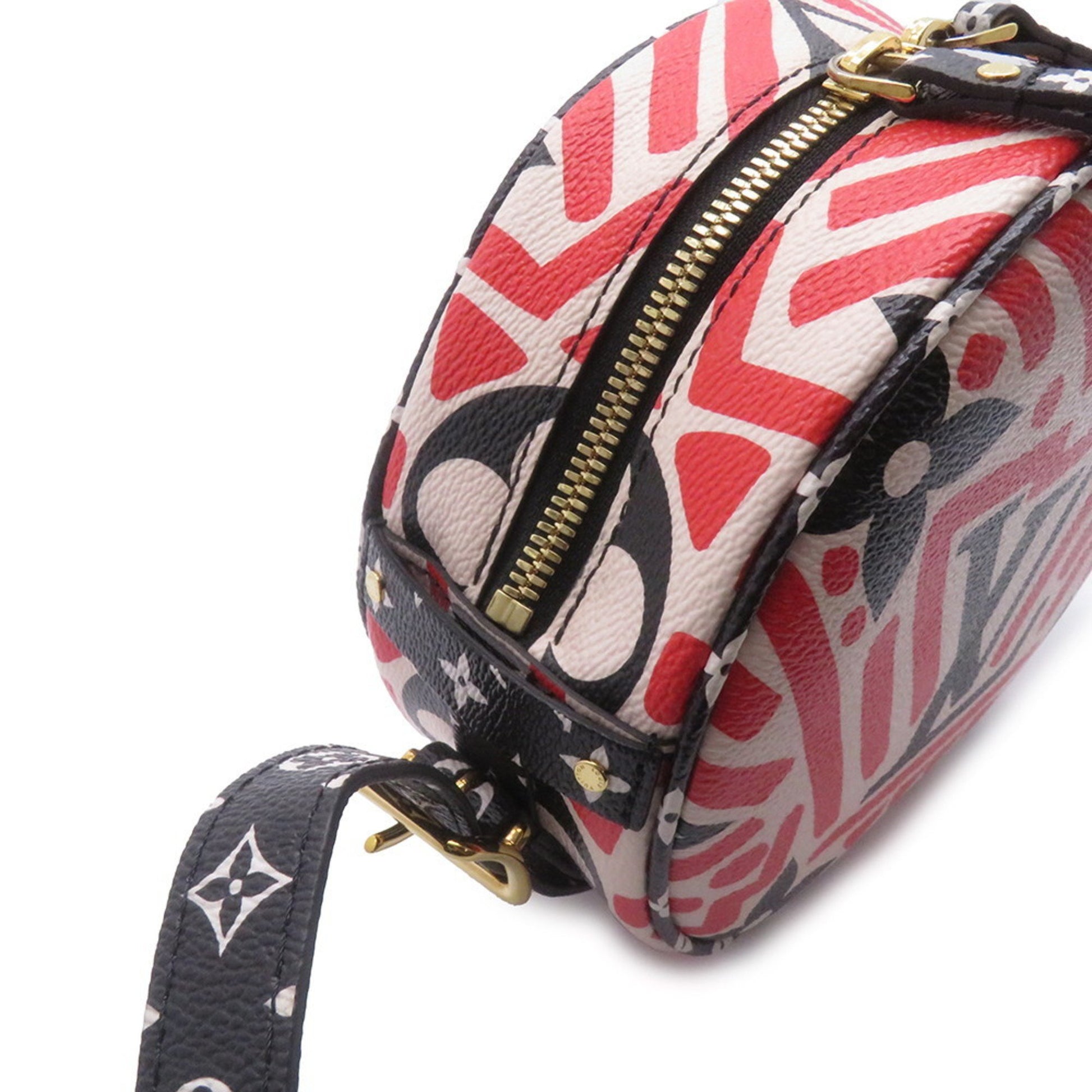 Louis Vuitton Boîte Chapeau Souple, Red, Canvas, shoulder