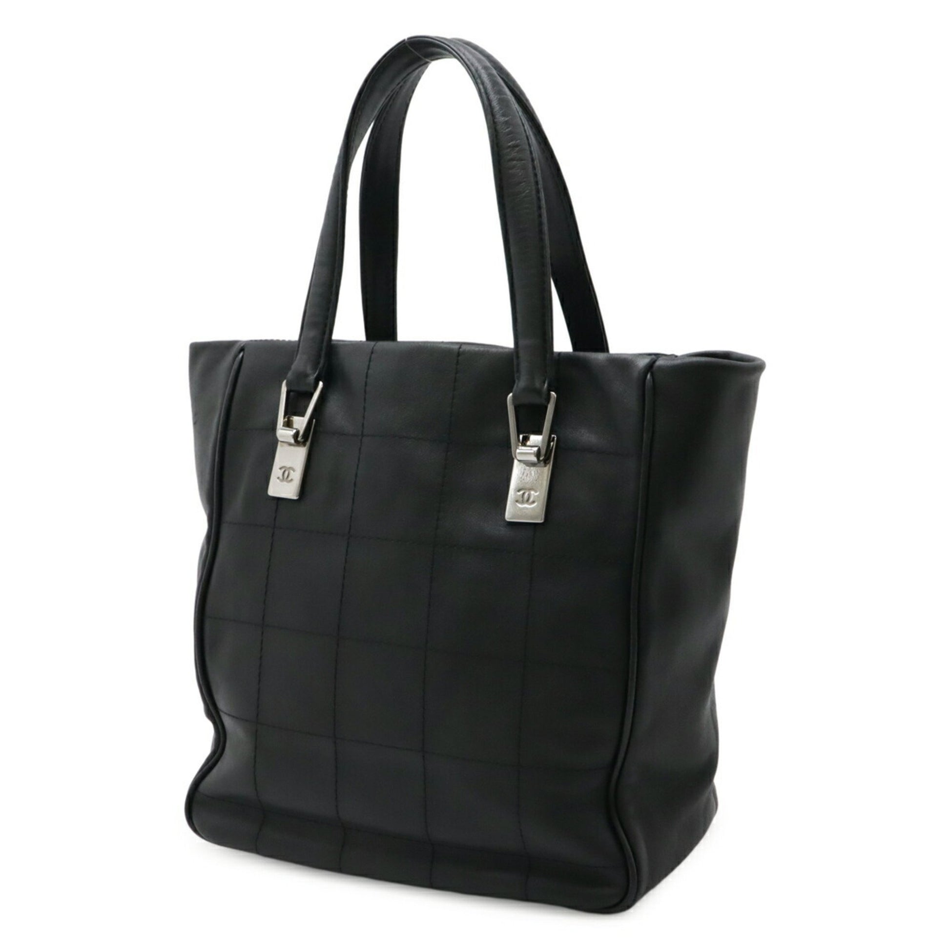 Chanel Chocolate bar, Black, Leather, handbag