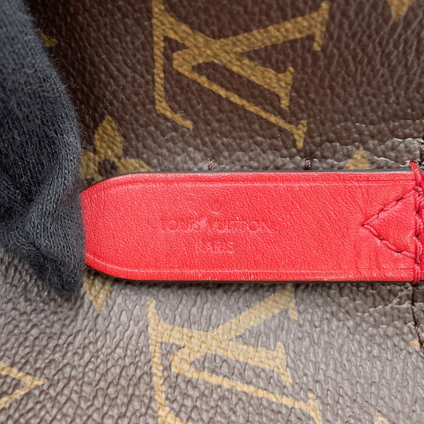 Louis Vuitton NéoNoé, Brown, Canvas, shoulder
