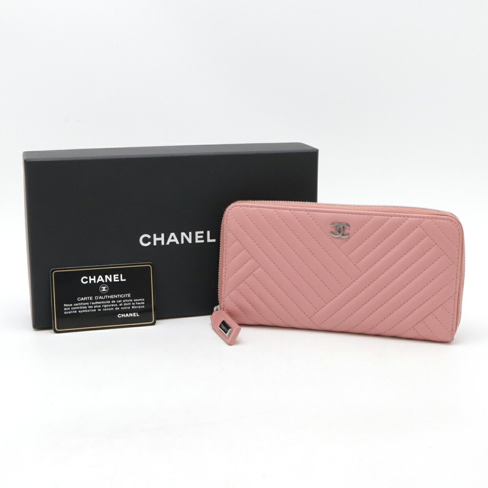Chanel Zip around wallet, Pink, Leather, wallet