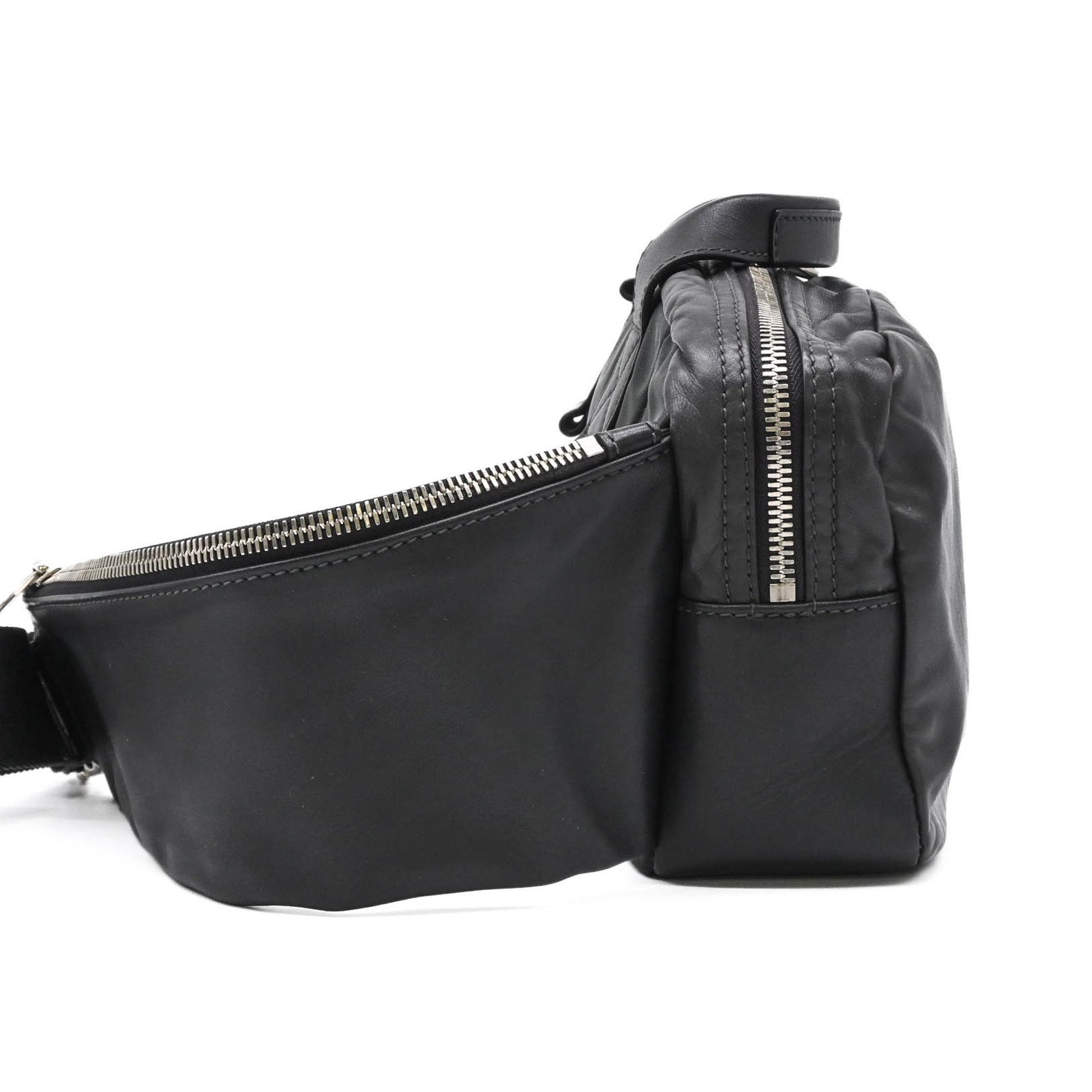 Louis Vuitton V Line Cross, Black, Leather, clutch