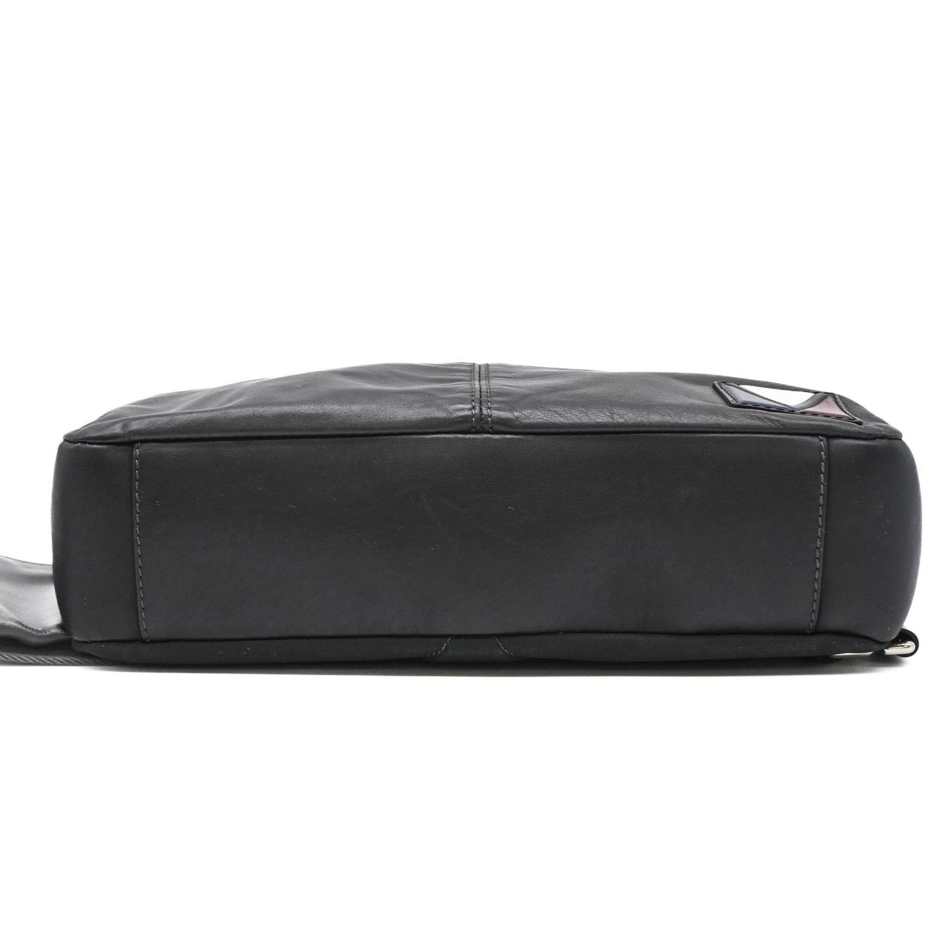 Louis Vuitton V Line Cross, Black, Leather, clutch