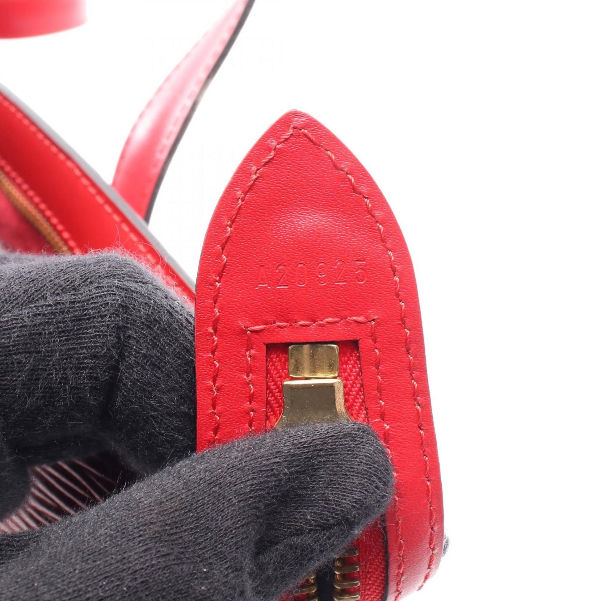 Louis Vuitton Saint Jacques, Red, Leather, shoulder