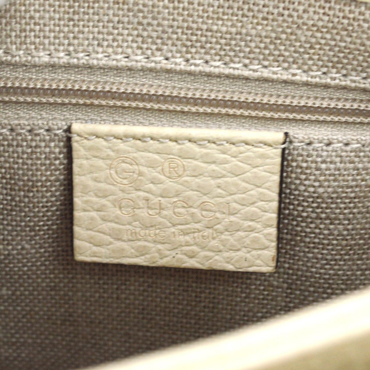 Gucci Interlocking Chain Leather, Neutral, Leather, Shoulder Bag
