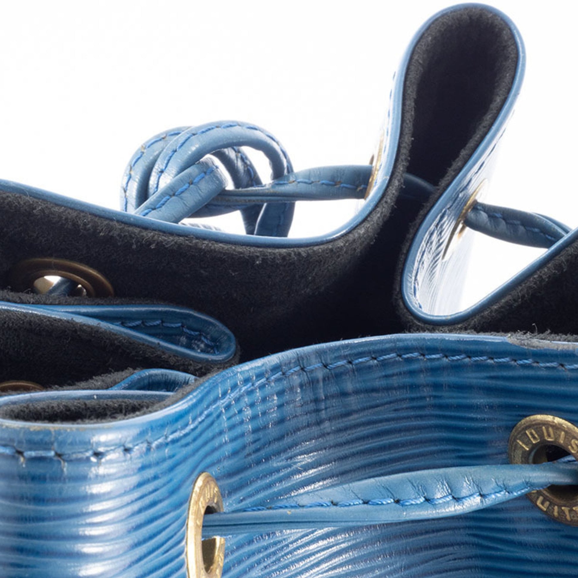 Louis Vuitton Noé, Blue, Leather, shoulder