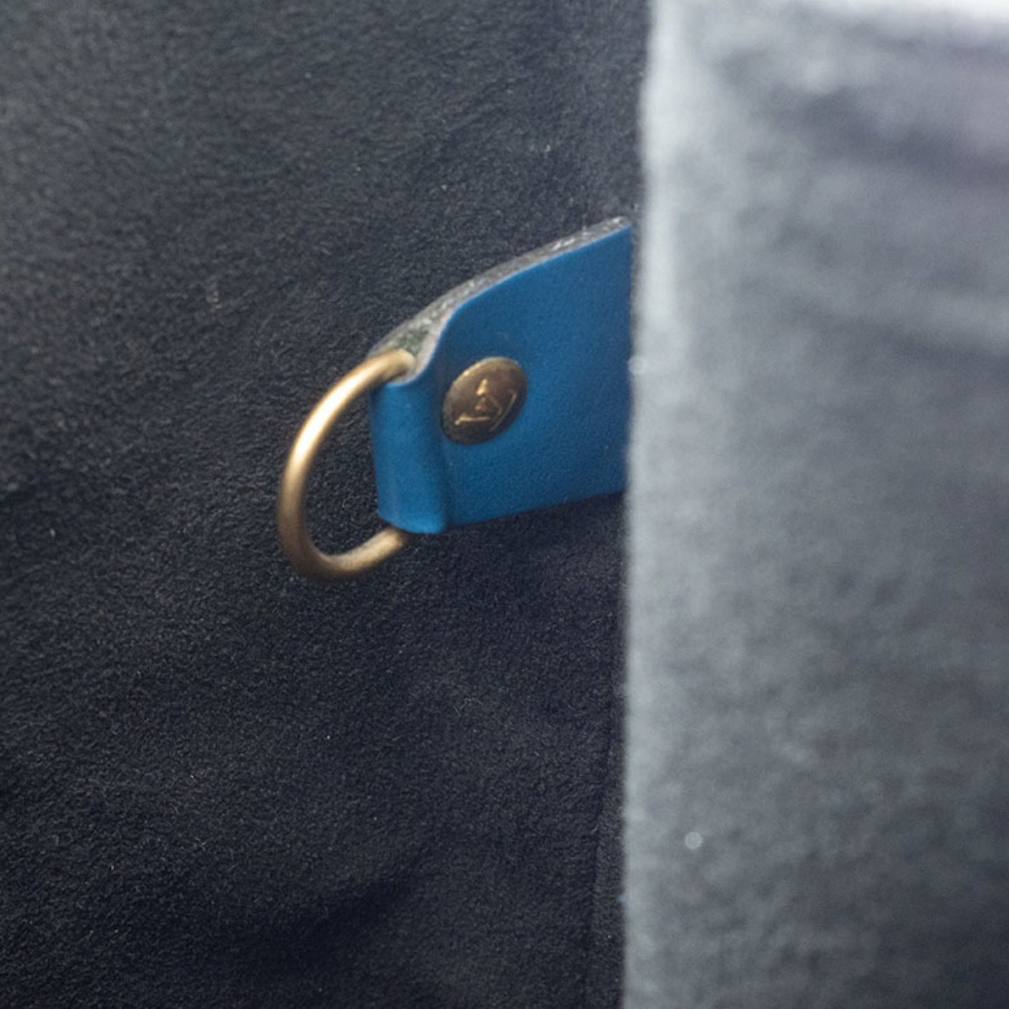 Louis Vuitton Noé, Blue, Leather, shoulder