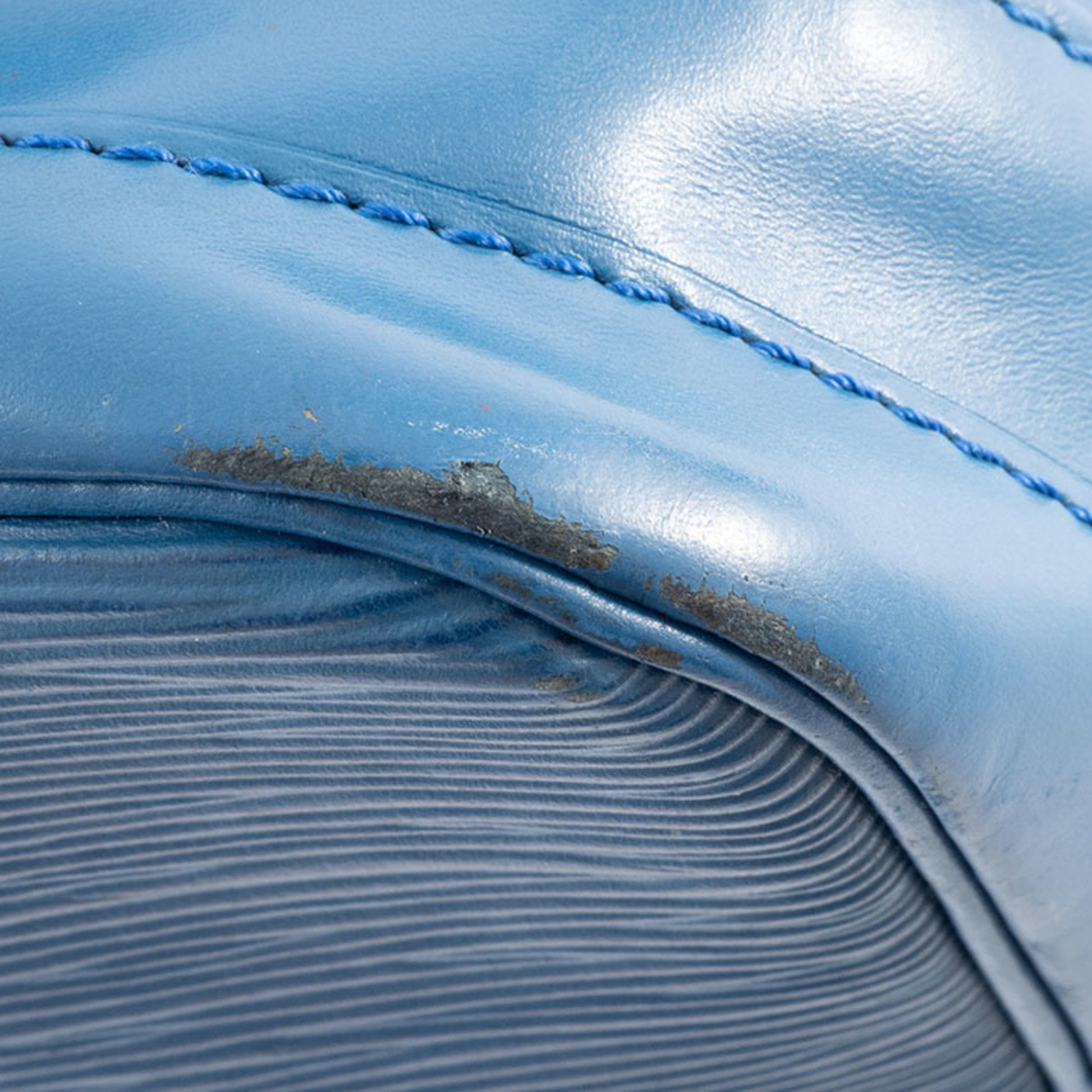 Louis Vuitton Noé, Blue, Leather, shoulder