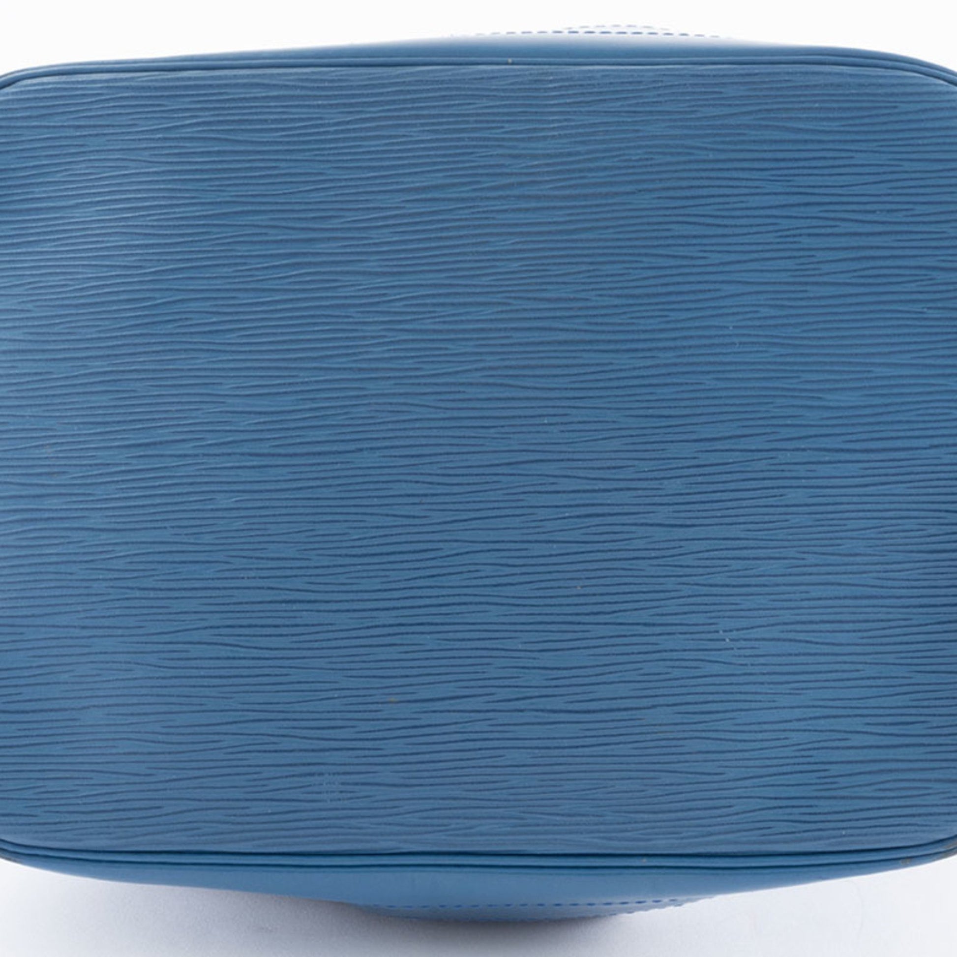 Louis Vuitton Noé, Blue, Leather, shoulder