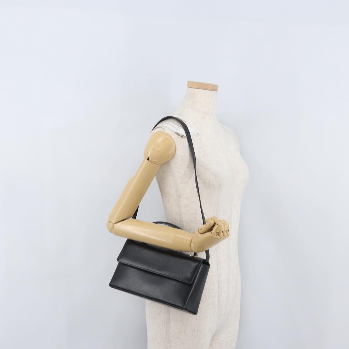 Salvatore Ferragamo Vintage Leather, Black, Leather, Handbag