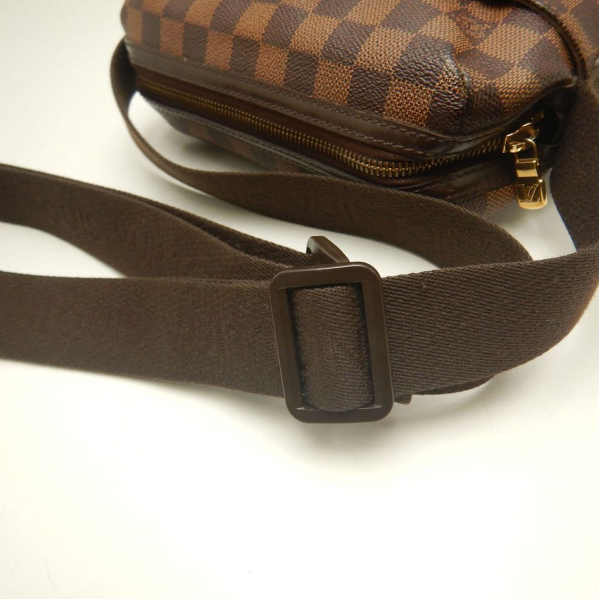Louis Vuitton Trotteur, Brown, Canvas, shoulder