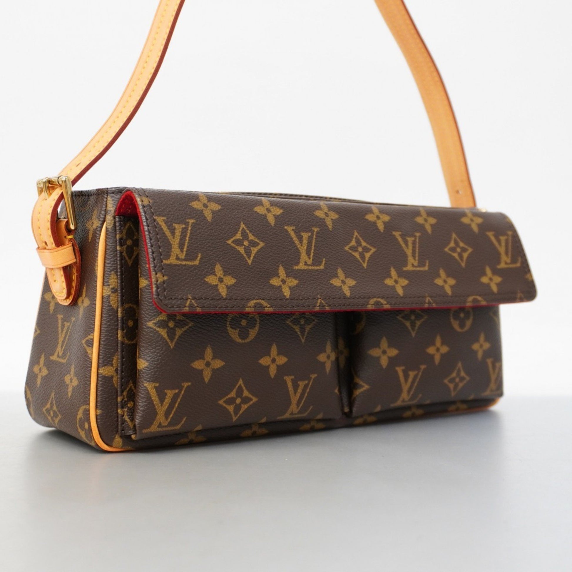 Louis Vuitton Viva Cité, Brown, Canvas, shoulder