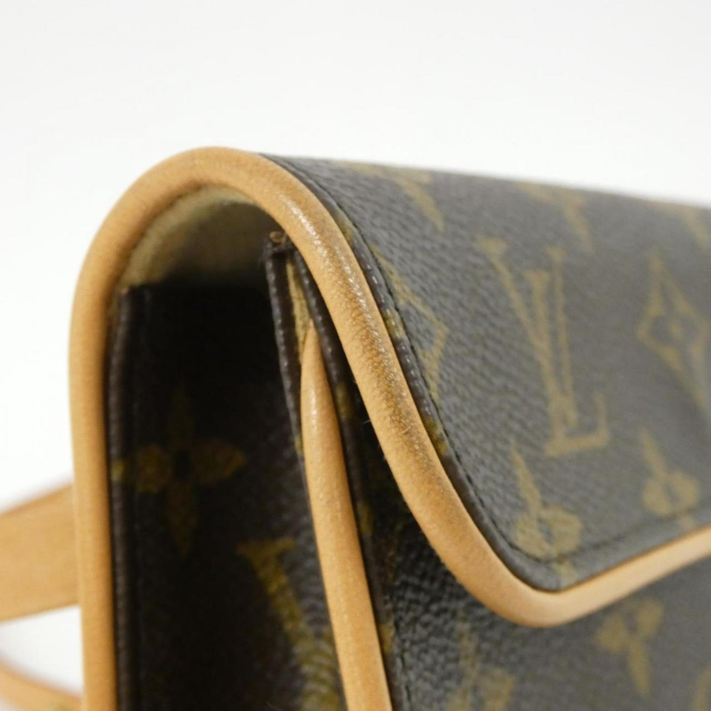 Louis Vuitton Florentine, Brown, Canvas, clutch