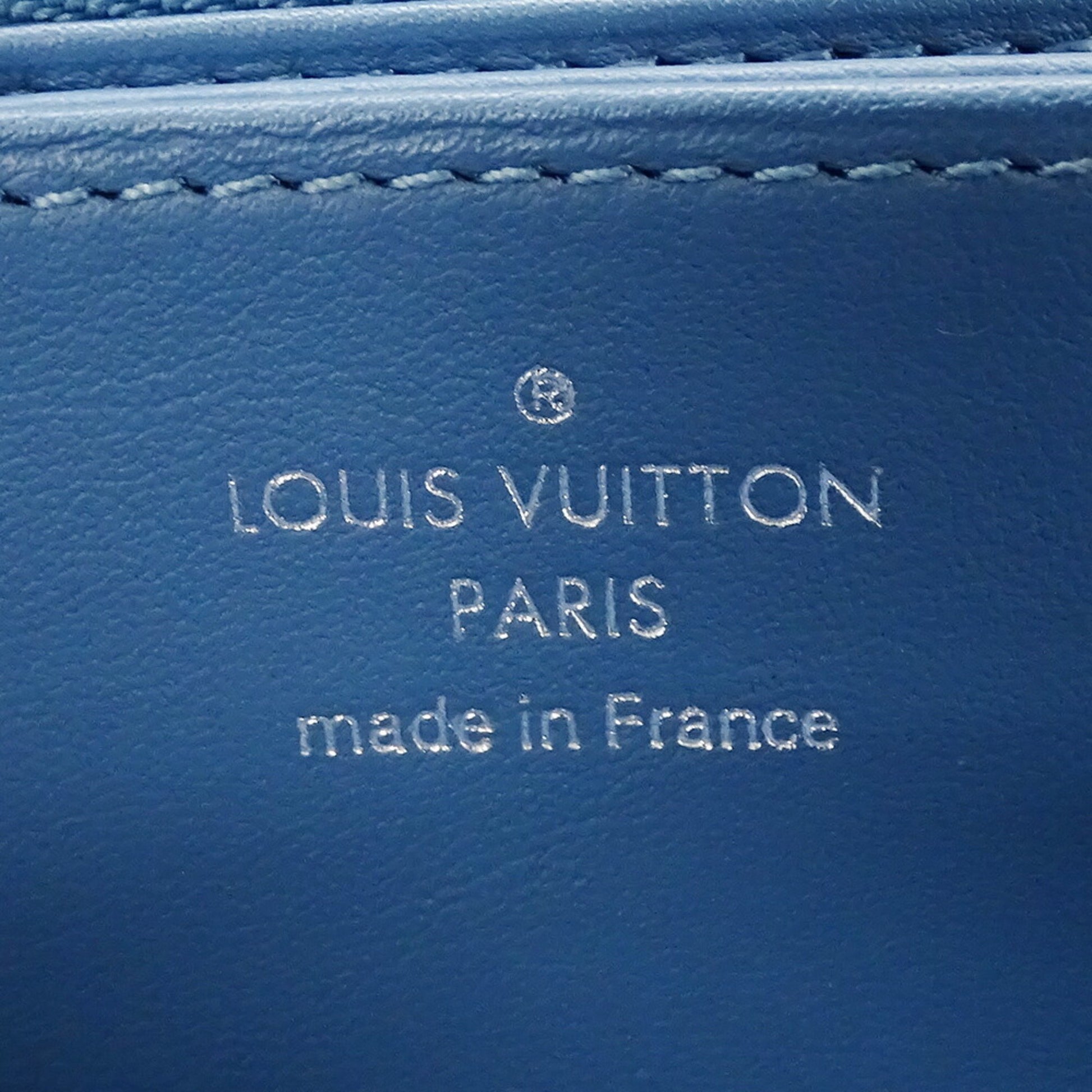 Louis Vuitton Mahina, Blue, Leather, wallet