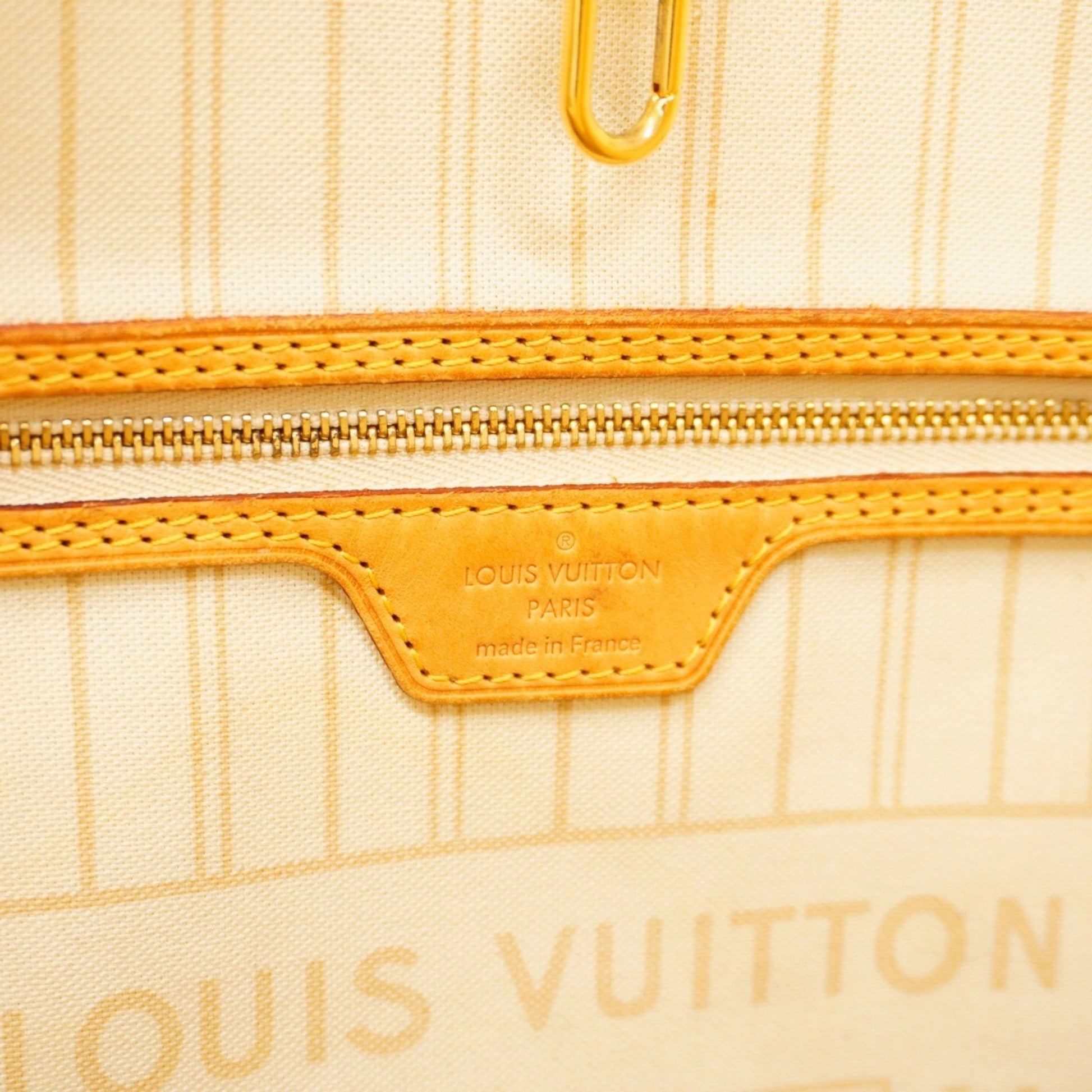 Louis Vuitton Neverfull MM, White, Canvas, tote