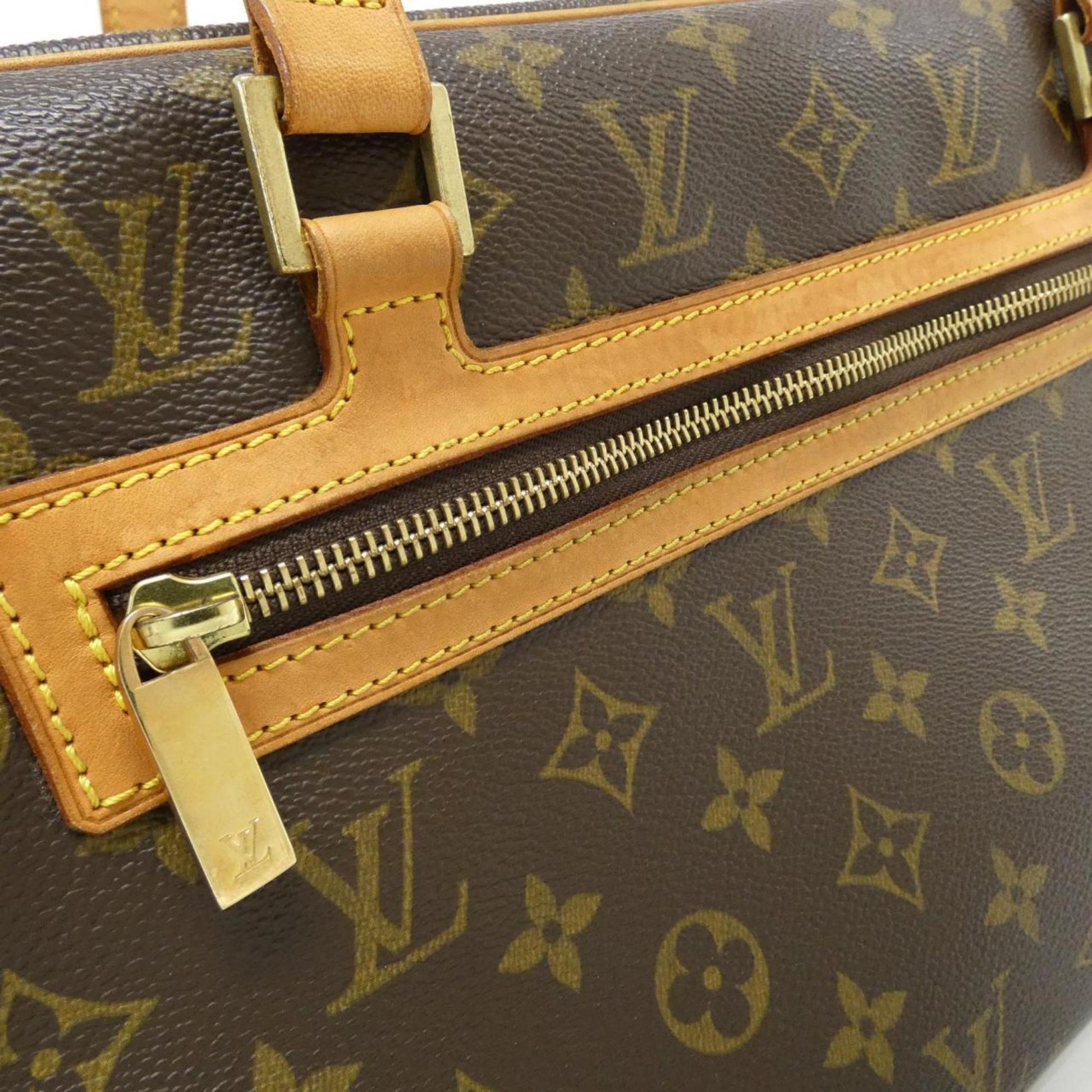 Louis Vuitton Cite, Brown, Canvas, shoulder