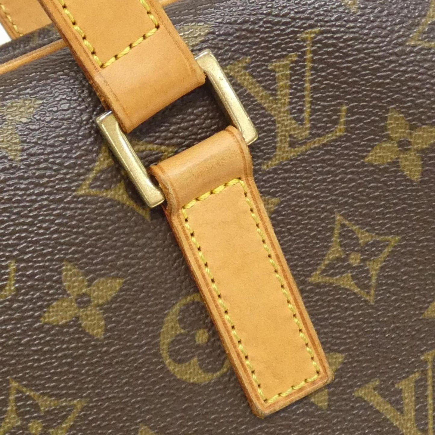 Louis Vuitton Cite, Brown, Canvas, shoulder