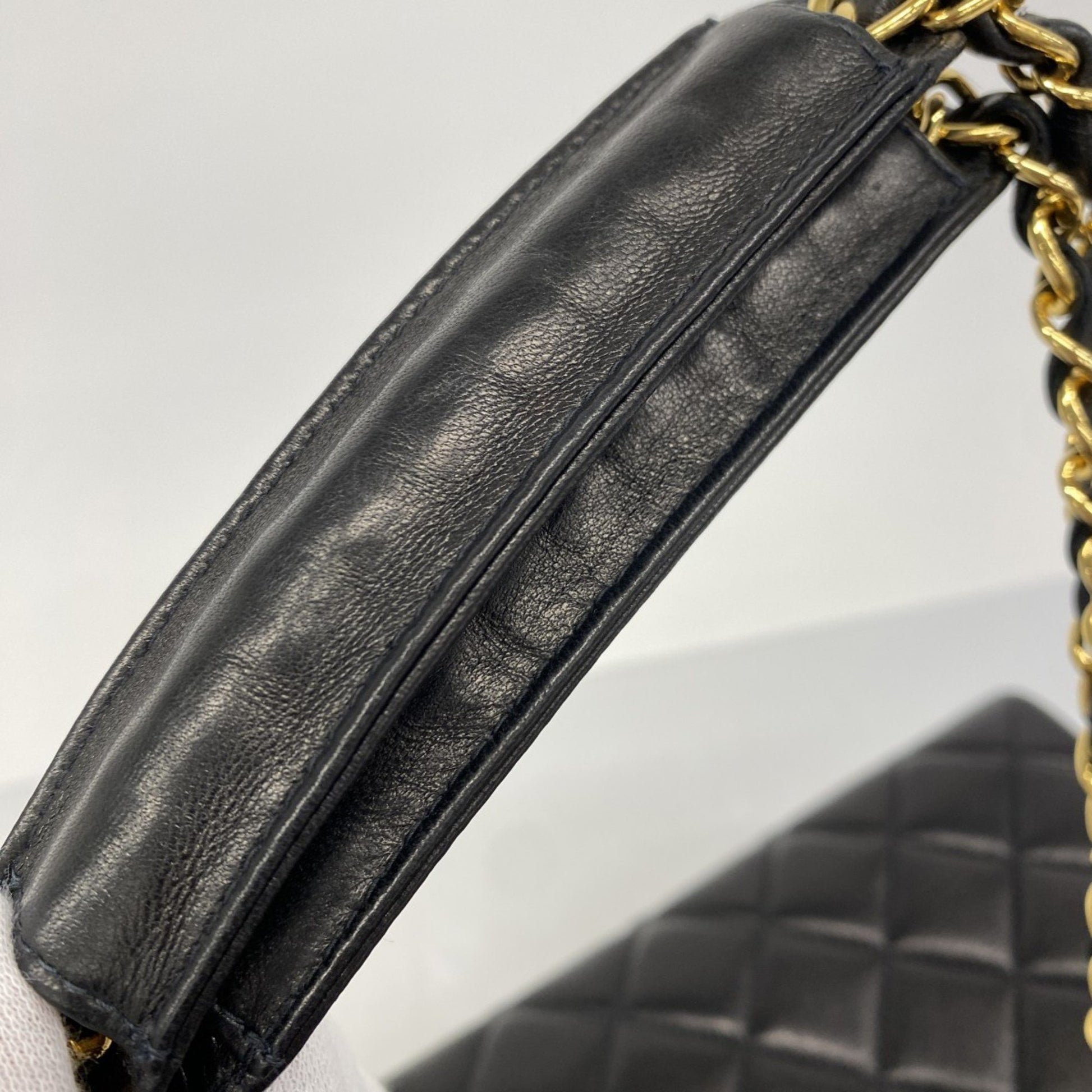 Chanel Matelassé, Black, Leather, shoulder