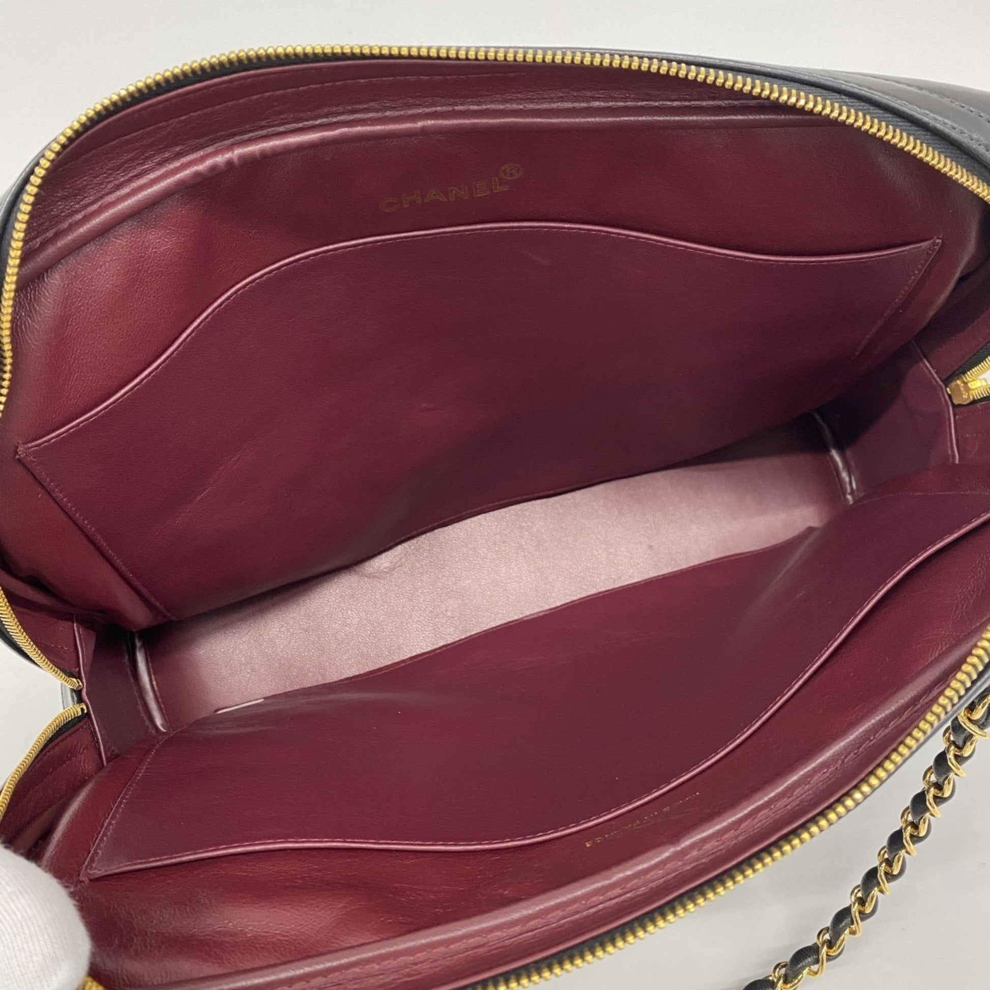 Chanel Matelassé, Black, Leather, shoulder