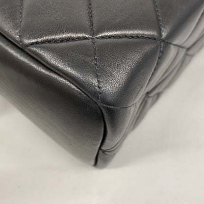 Chanel Matelassé, Black, Leather, shoulder