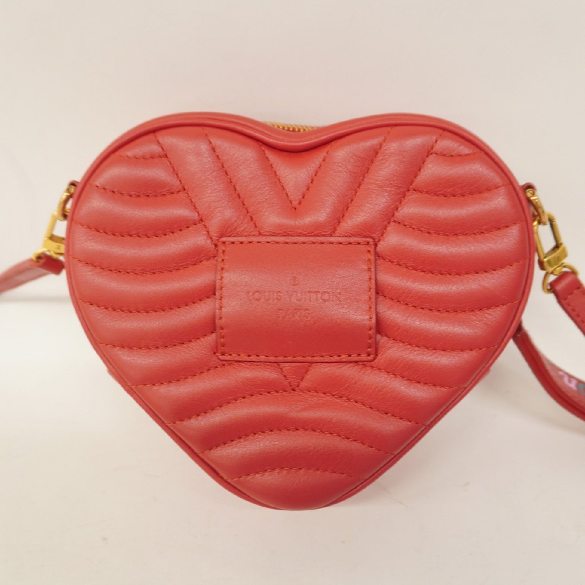 Louis Vuitton New Wave, Red, Leather, shoulder