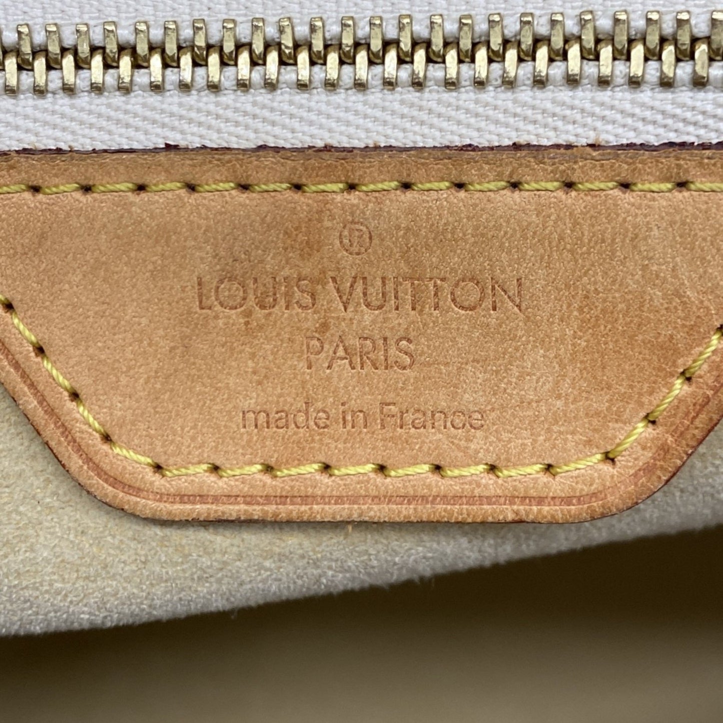 Louis Vuitton Hampstead, White, Canvas, tote