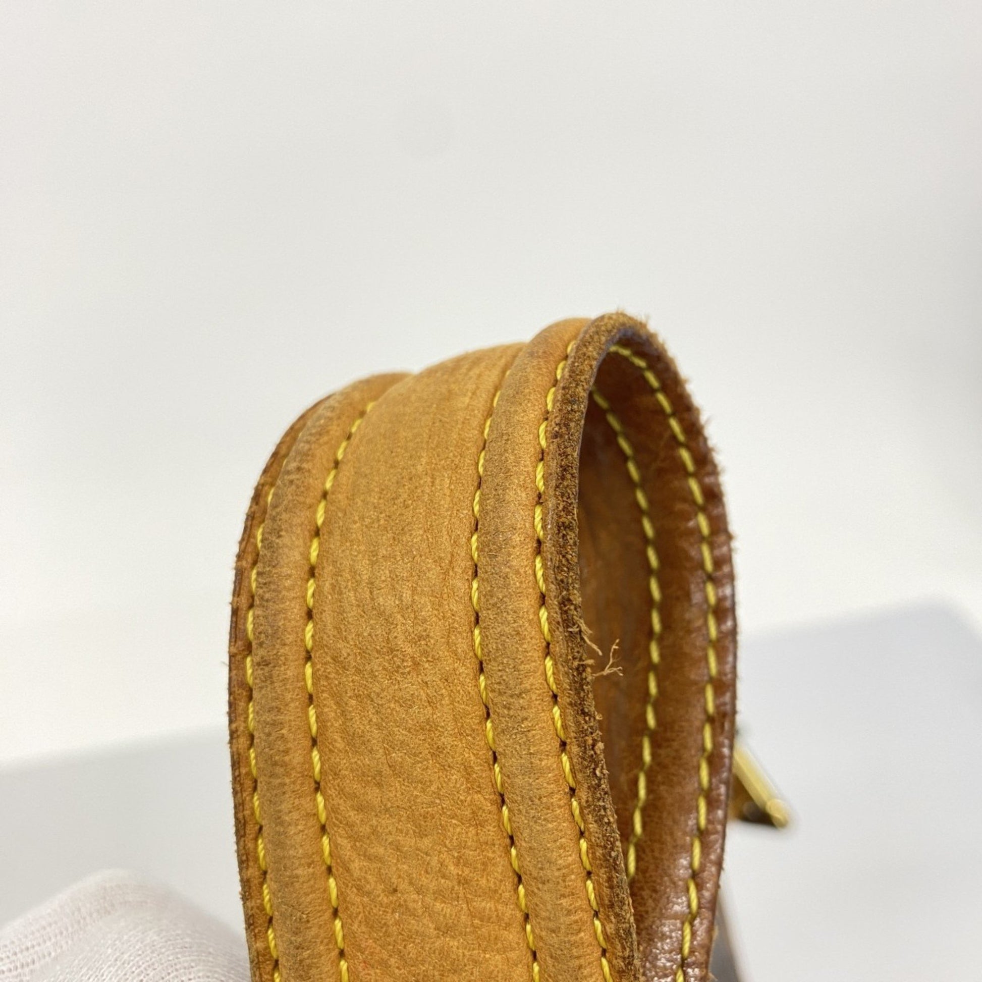 Louis Vuitton Viva Cité, Brown, Canvas, shoulder