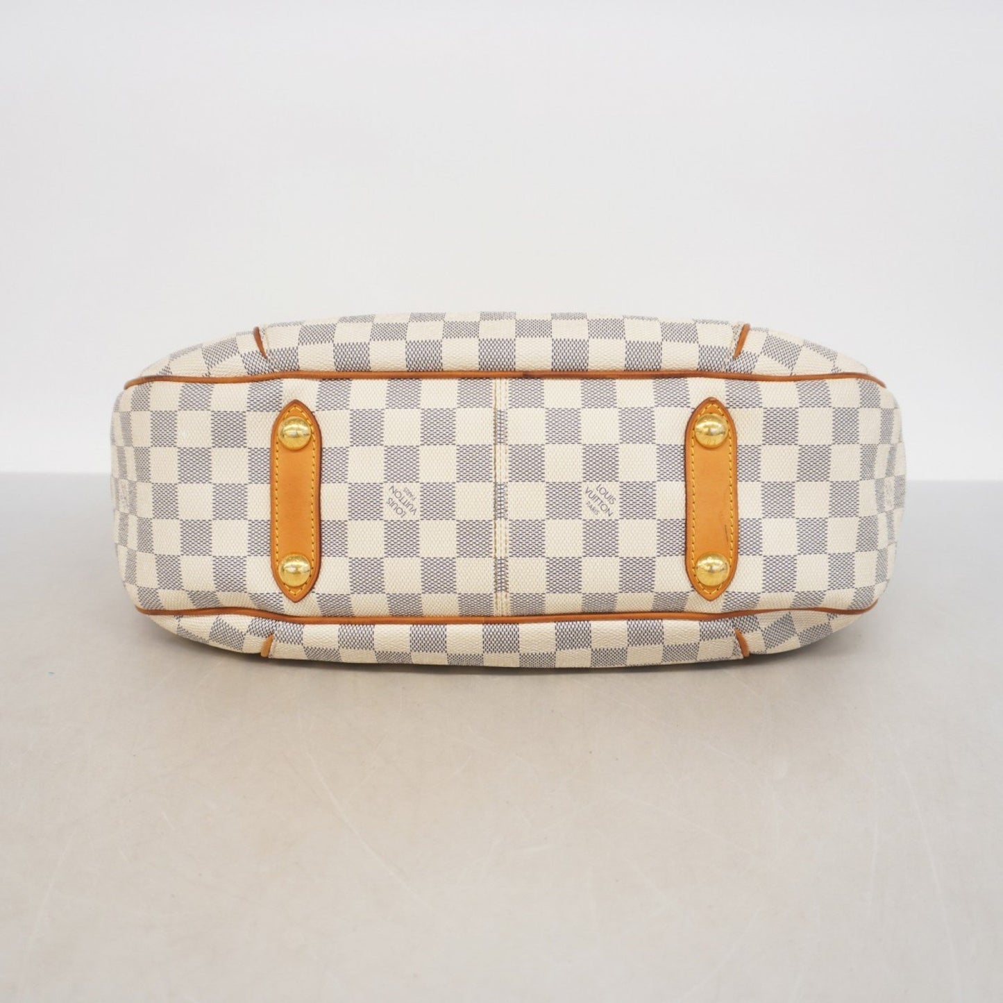 Louis Vuitton Galliera, White, Canvas, shoulder