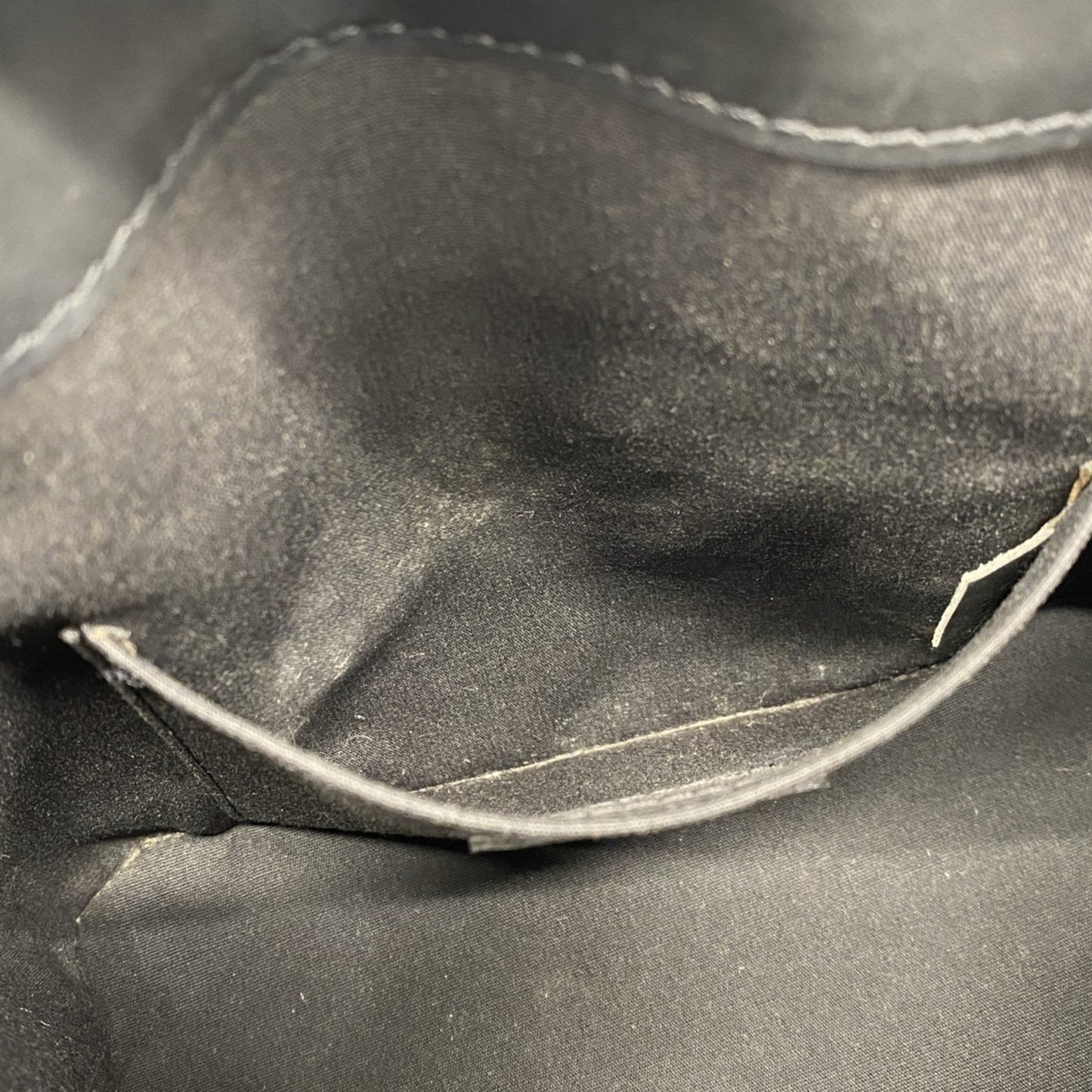 Louis Vuitton Mandara, Black, Leather, shoulder