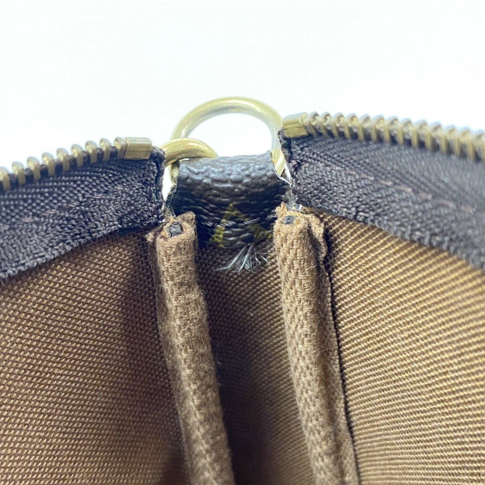 Louis Vuitton Pochette Accessoire, Brown, Canvas, clutch