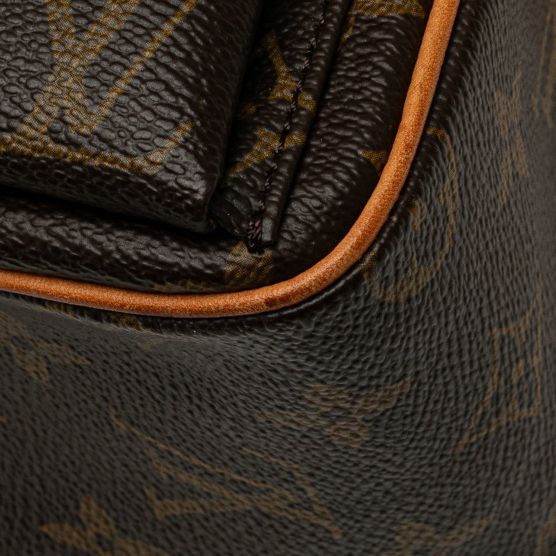 Louis Vuitton Viva Cité, Brown, Canvas, shoulder