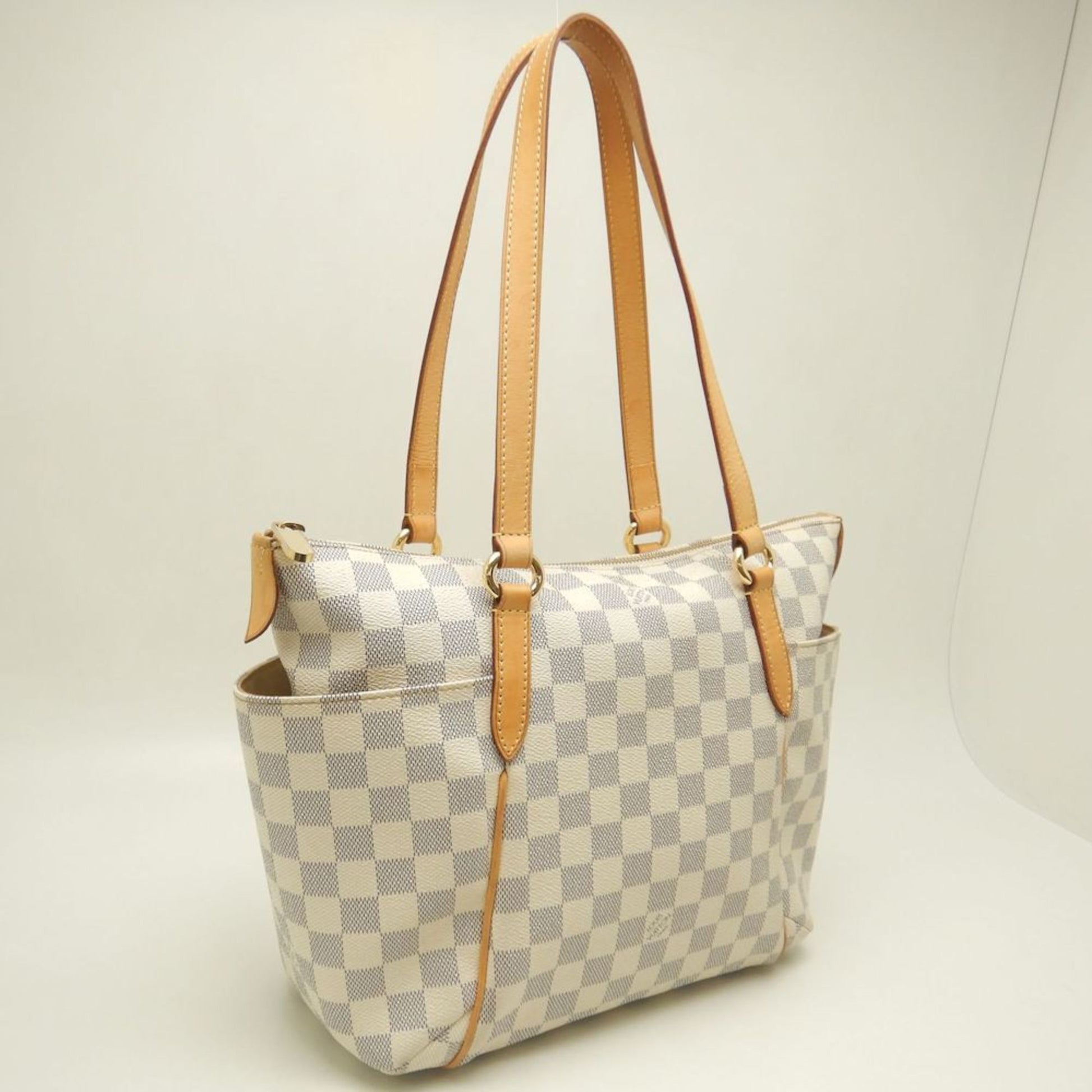 Louis Vuitton Totally, White, Canvas, tote
