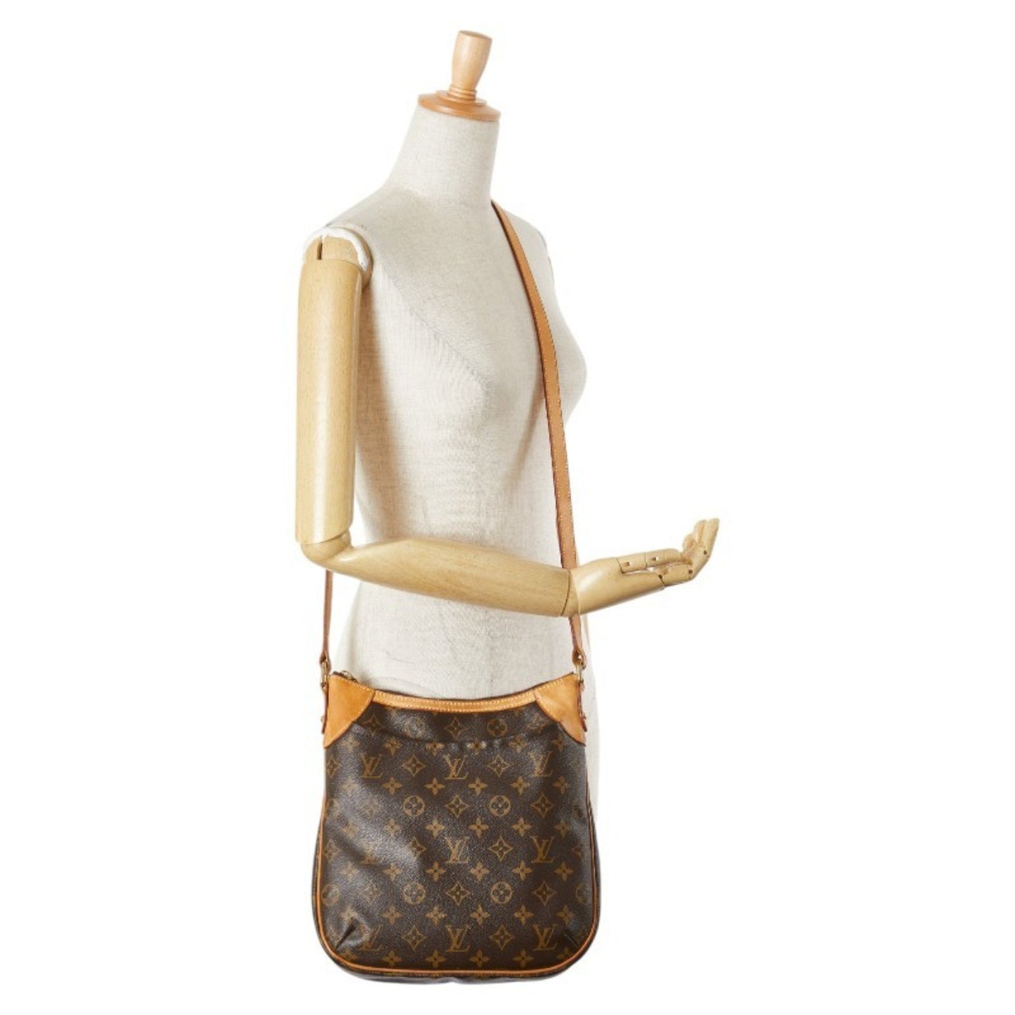 Louis Vuitton Odeon, Brown, Canvas, shoulder