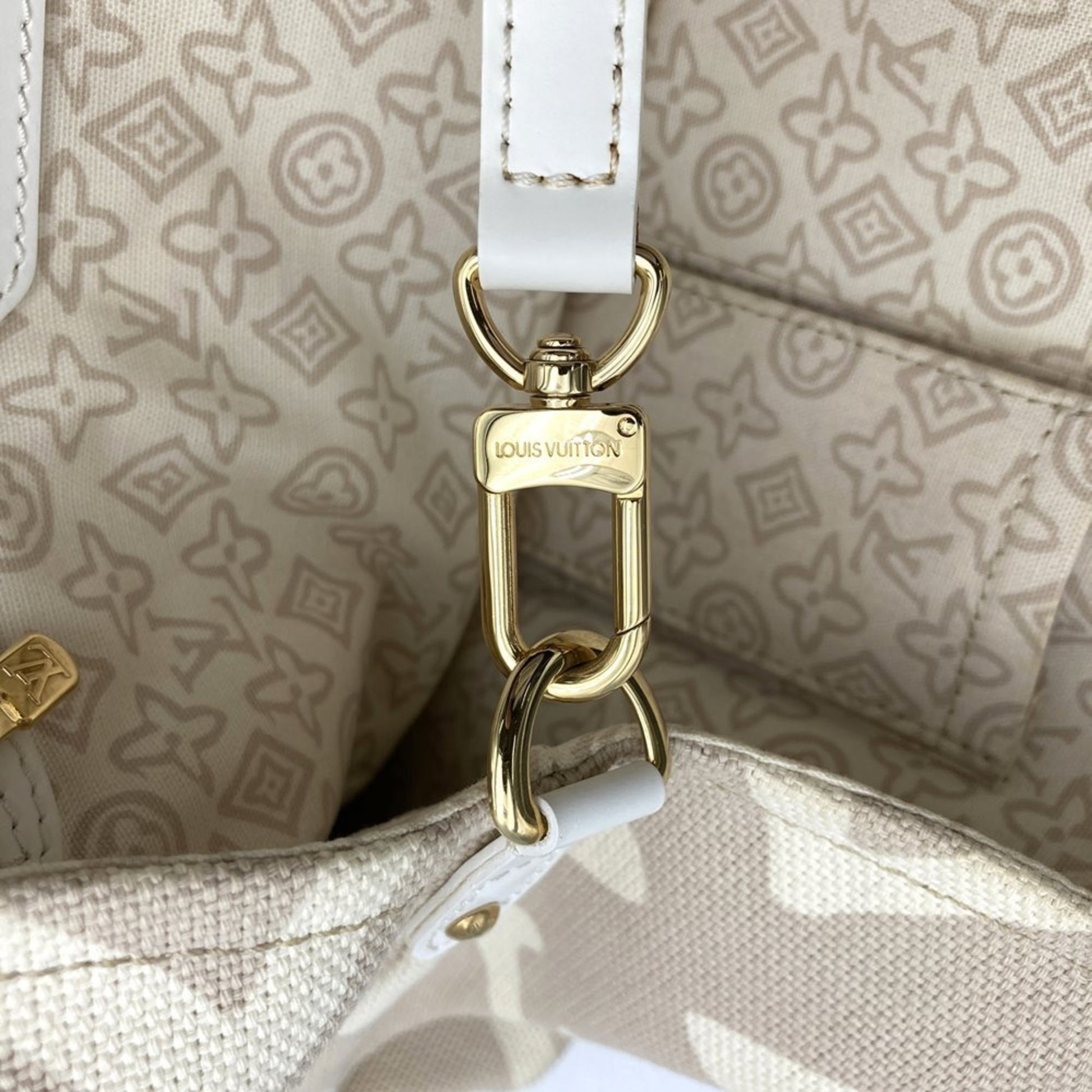 Louis Vuitton Tahitienne, Beige, "CANVAS, LEATHER", tote