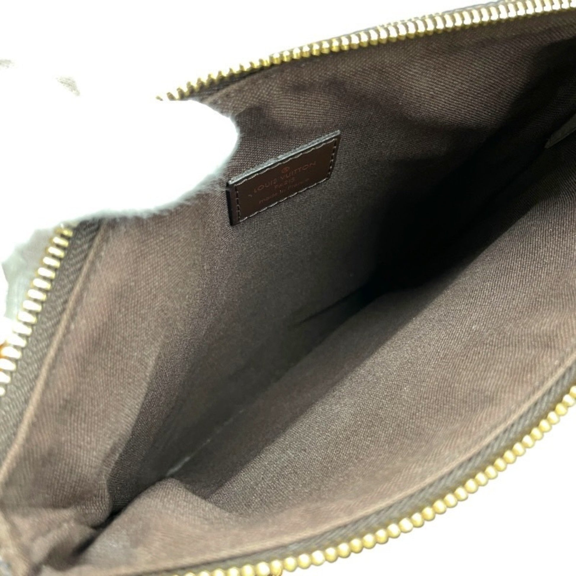 Louis Vuitton Melville, Brown, Canvas, shoulder