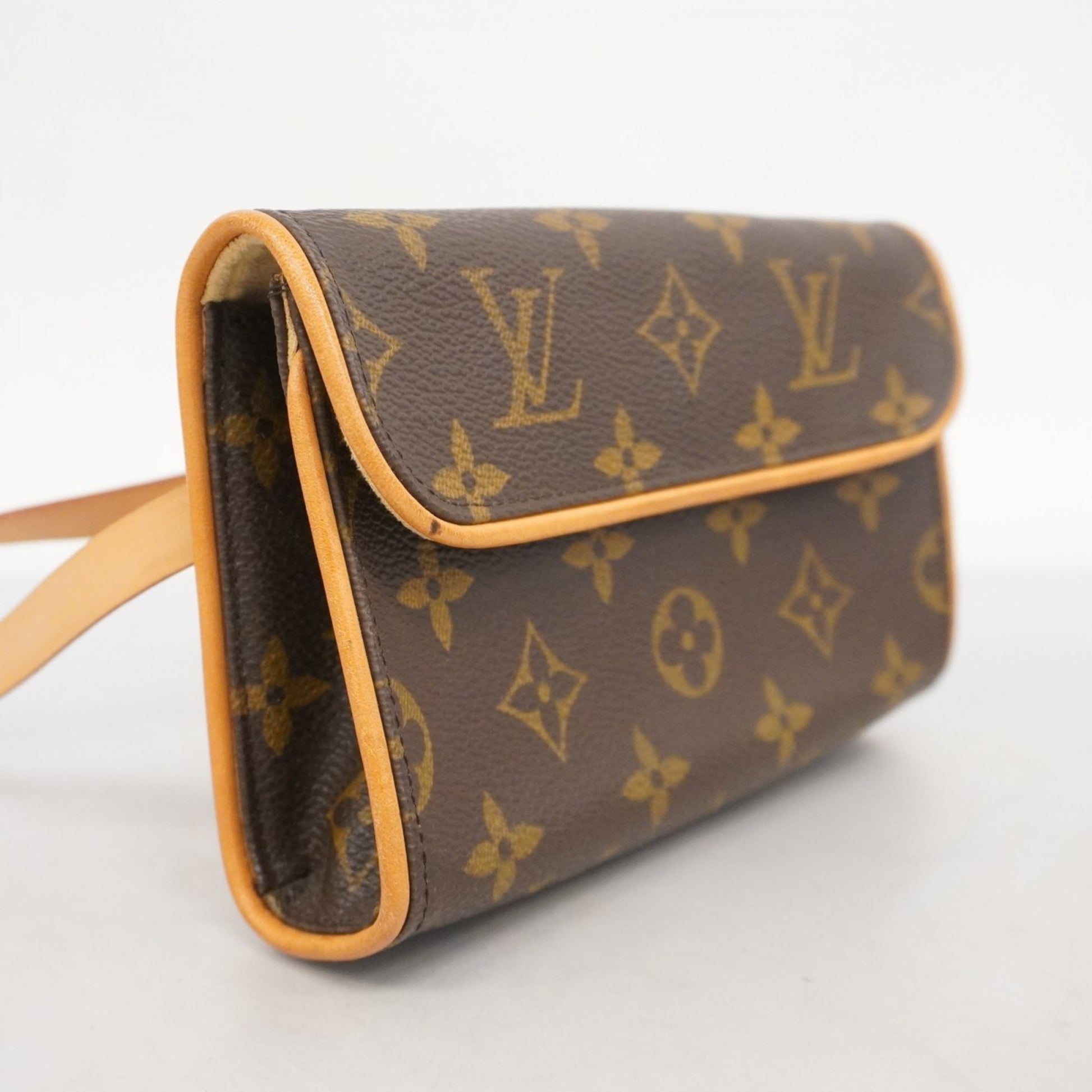 Louis Vuitton Pochette florentine, Brown, Canvas, clutch